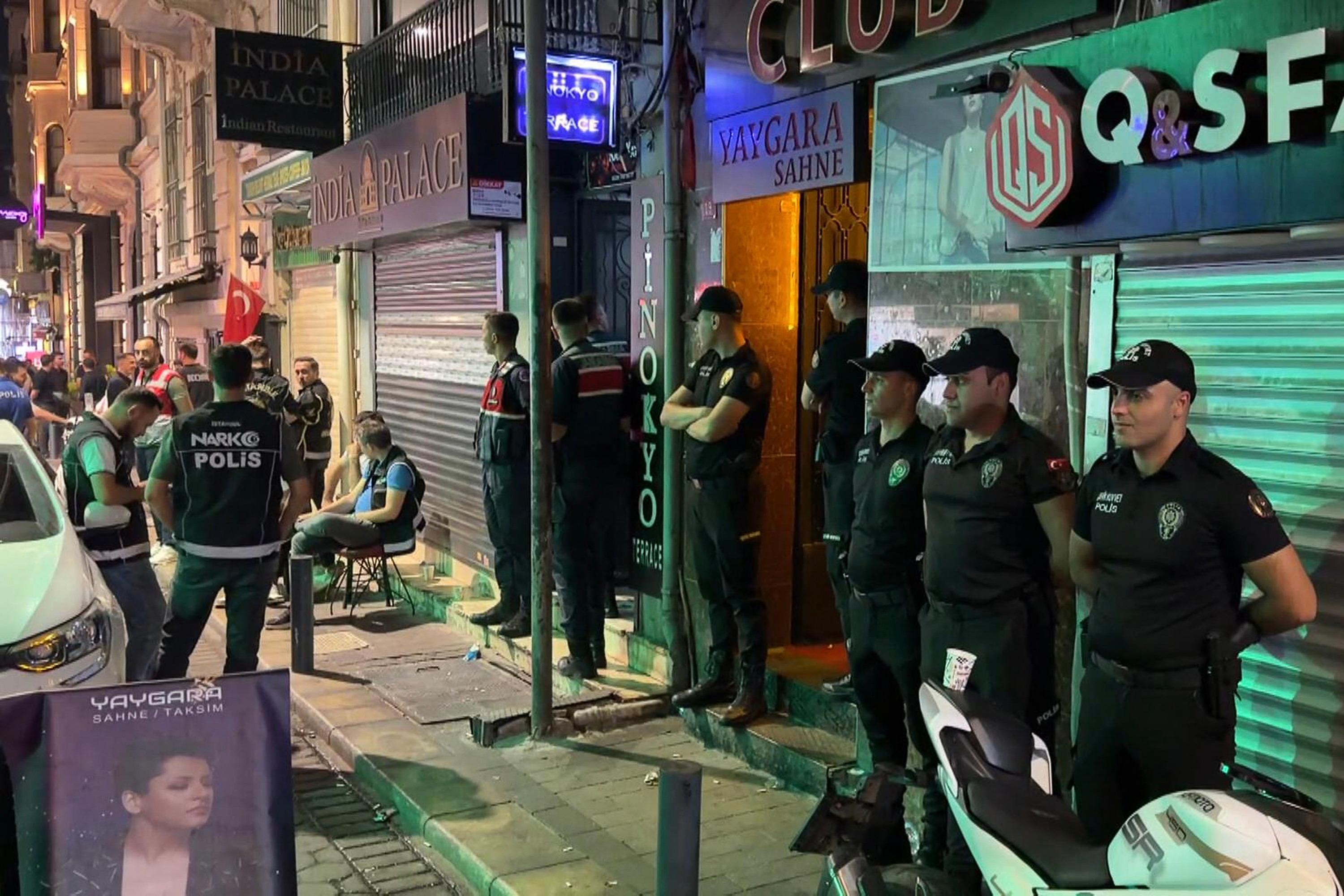 L’Union européenne «préoccupée» par les arrestations de militants LGBT+ en Turquie