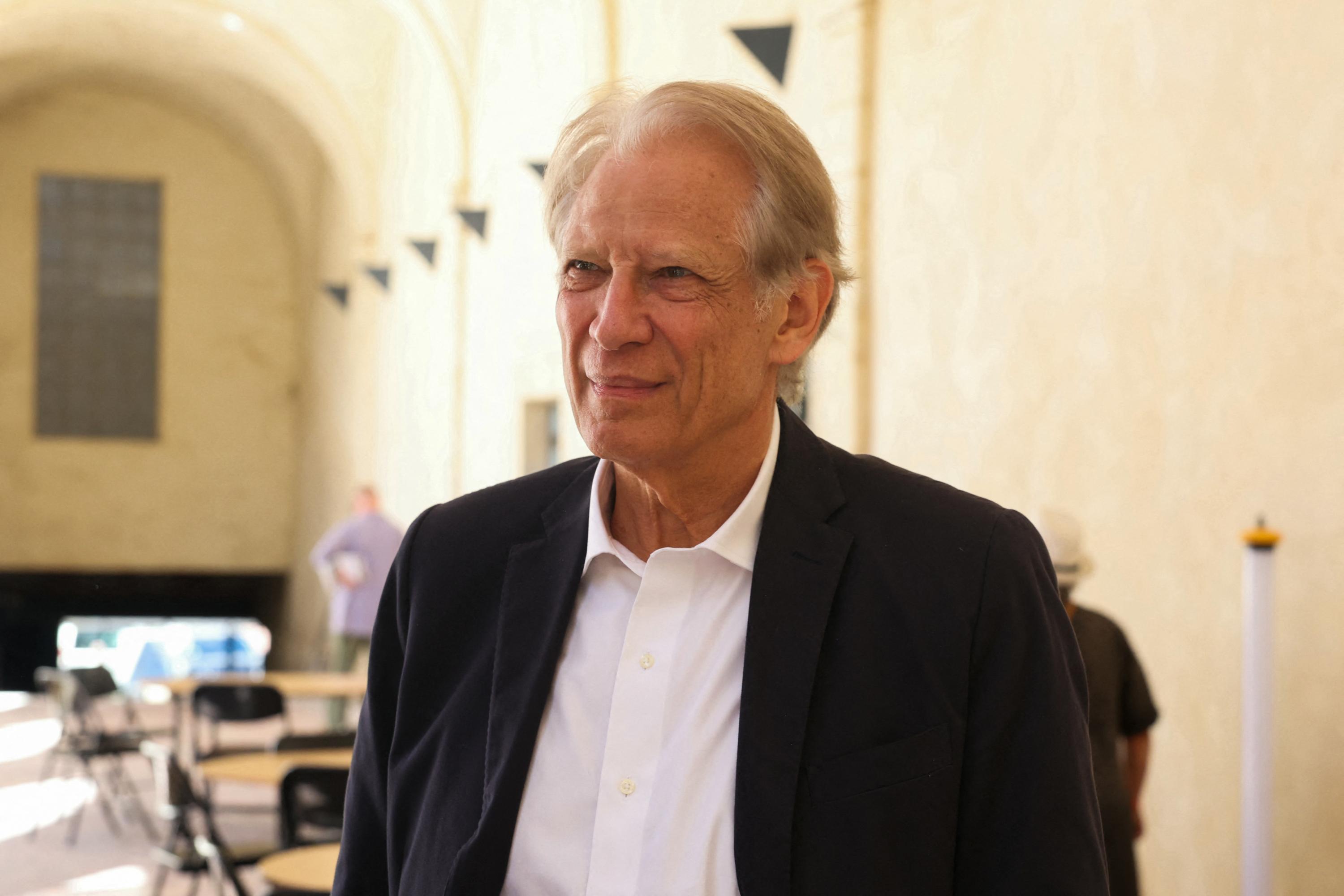 EN DIRECT - Présidentielle 2027 : «La culture est une bataille des récits», Dominique de Villepin veut redonner «sa mission» à l’audiovisuel public