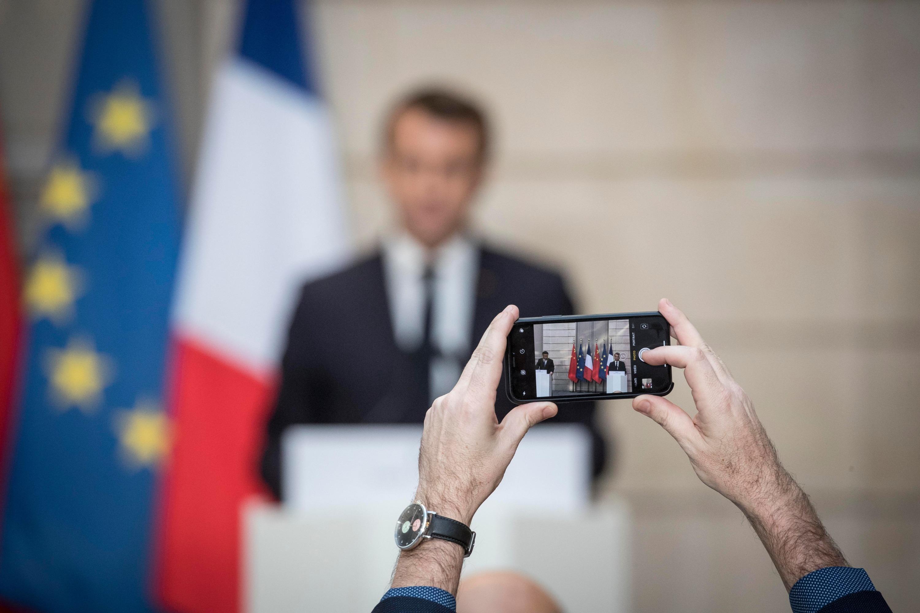 Qui imagine un seul instant le général de Gaulle sur TikTok ?