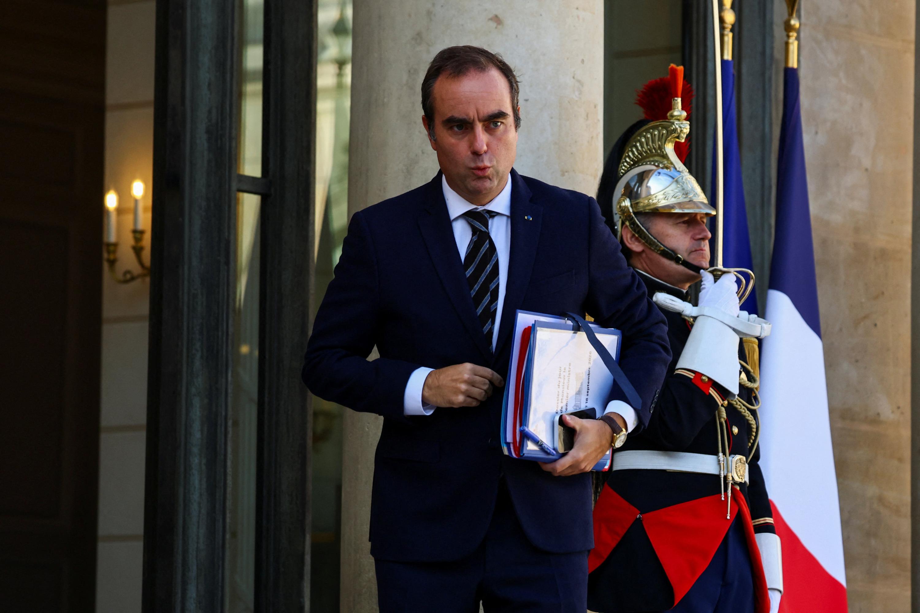 EN DIRECT - Flambée des prix des carburants: Lecornu veut une «règle d’or» dans le budget pour que les surplus de TVA soient «restitués» aux Français