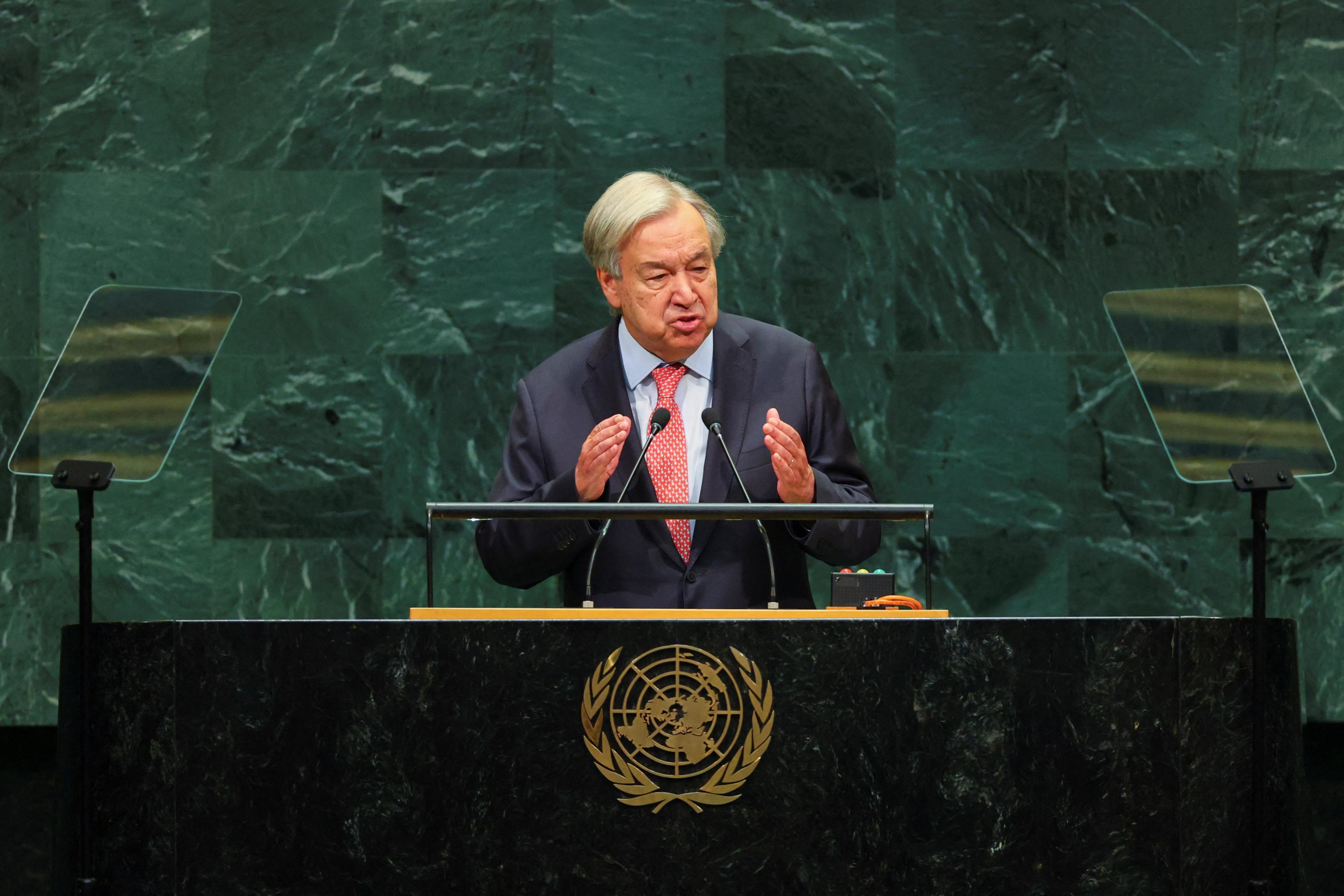 Le chef de l’ONU accuse les géants pétroliers d’avoir traité l’atmosphère comme «une décharge à ciel ouvert»