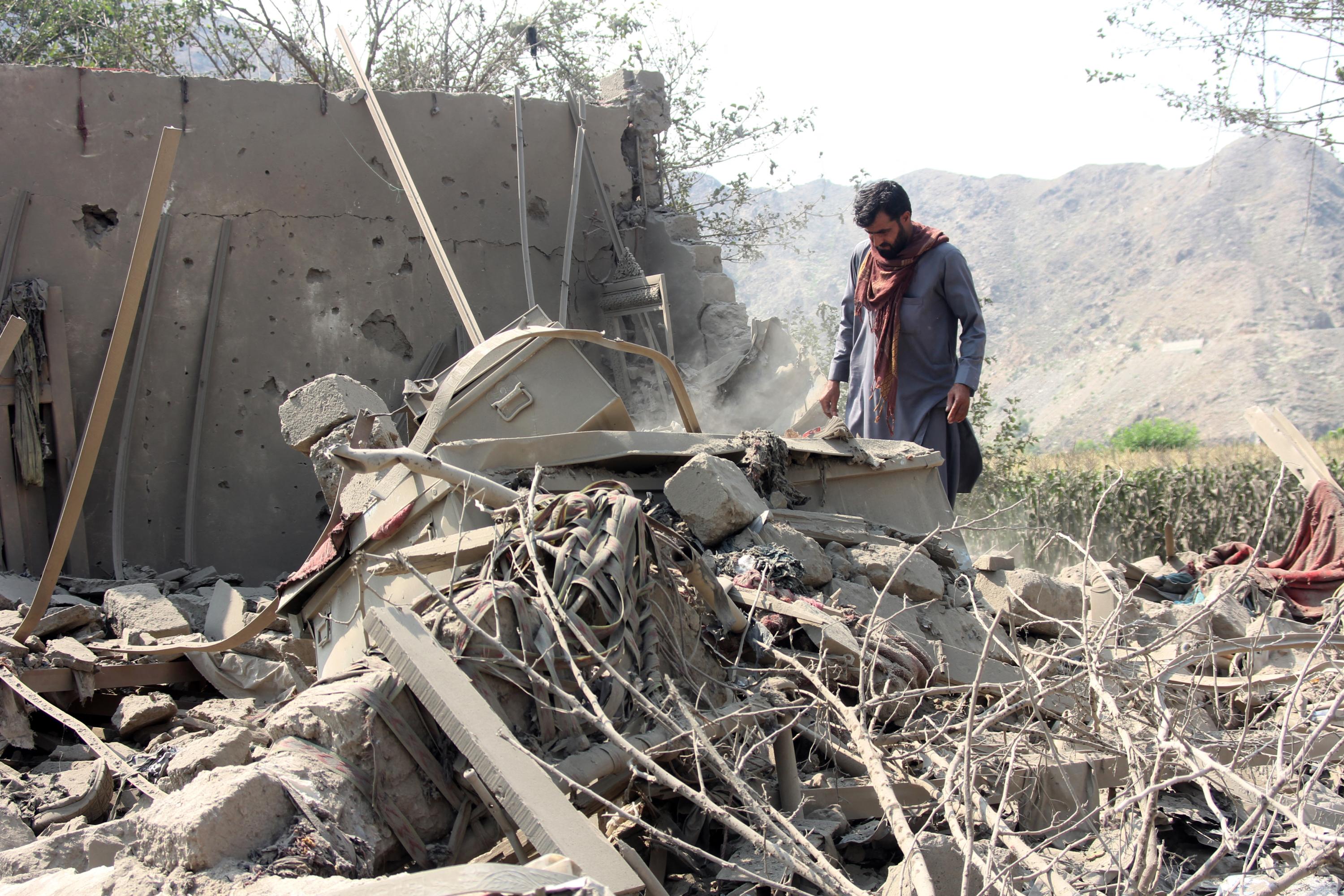 Le Pakistan mène de nouvelles frappes en Afghanistan, après une «incursion» de drones