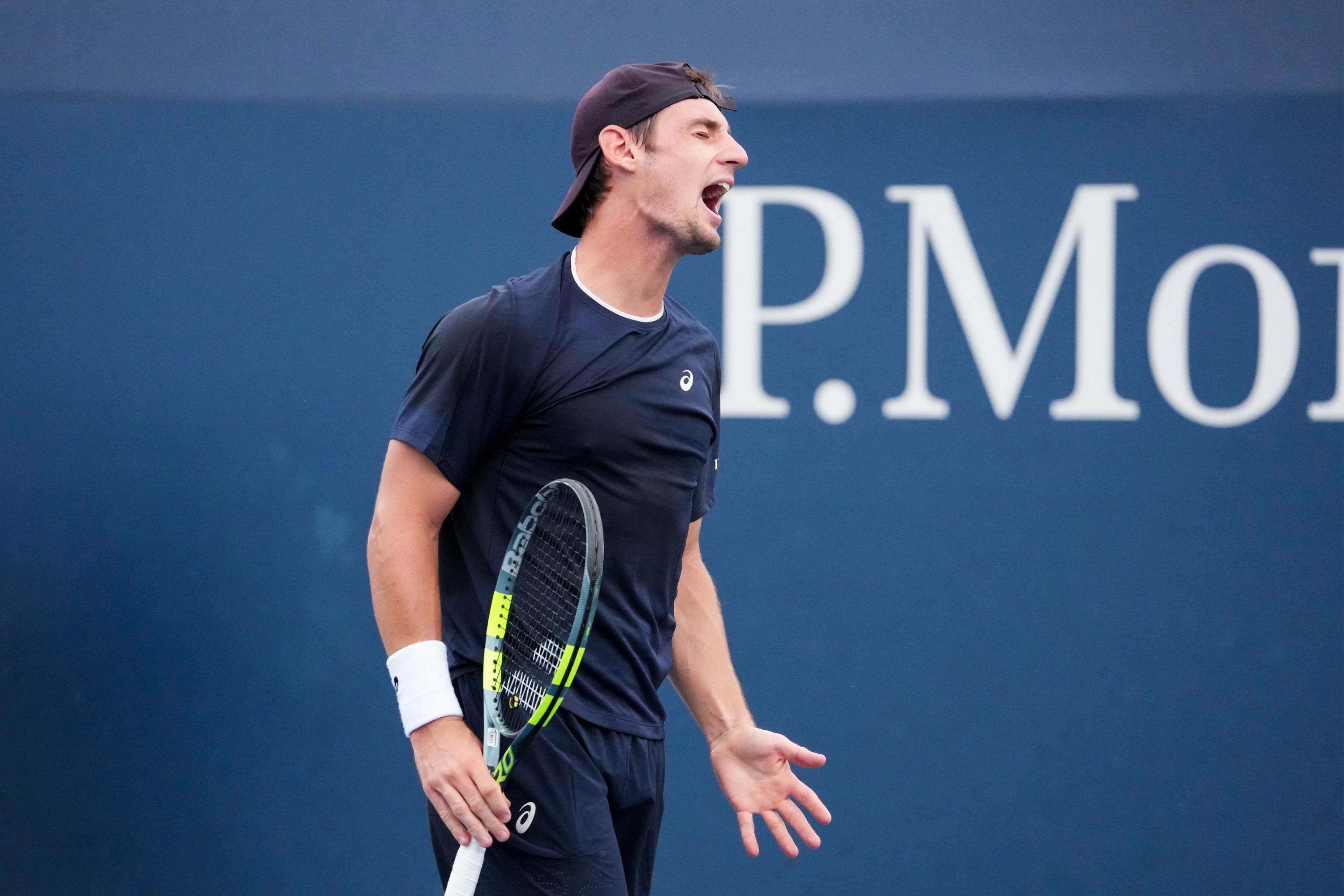 Tennis : Valentin Royer, finaliste sortant, s’arrête au 2e tour à Hangzhou