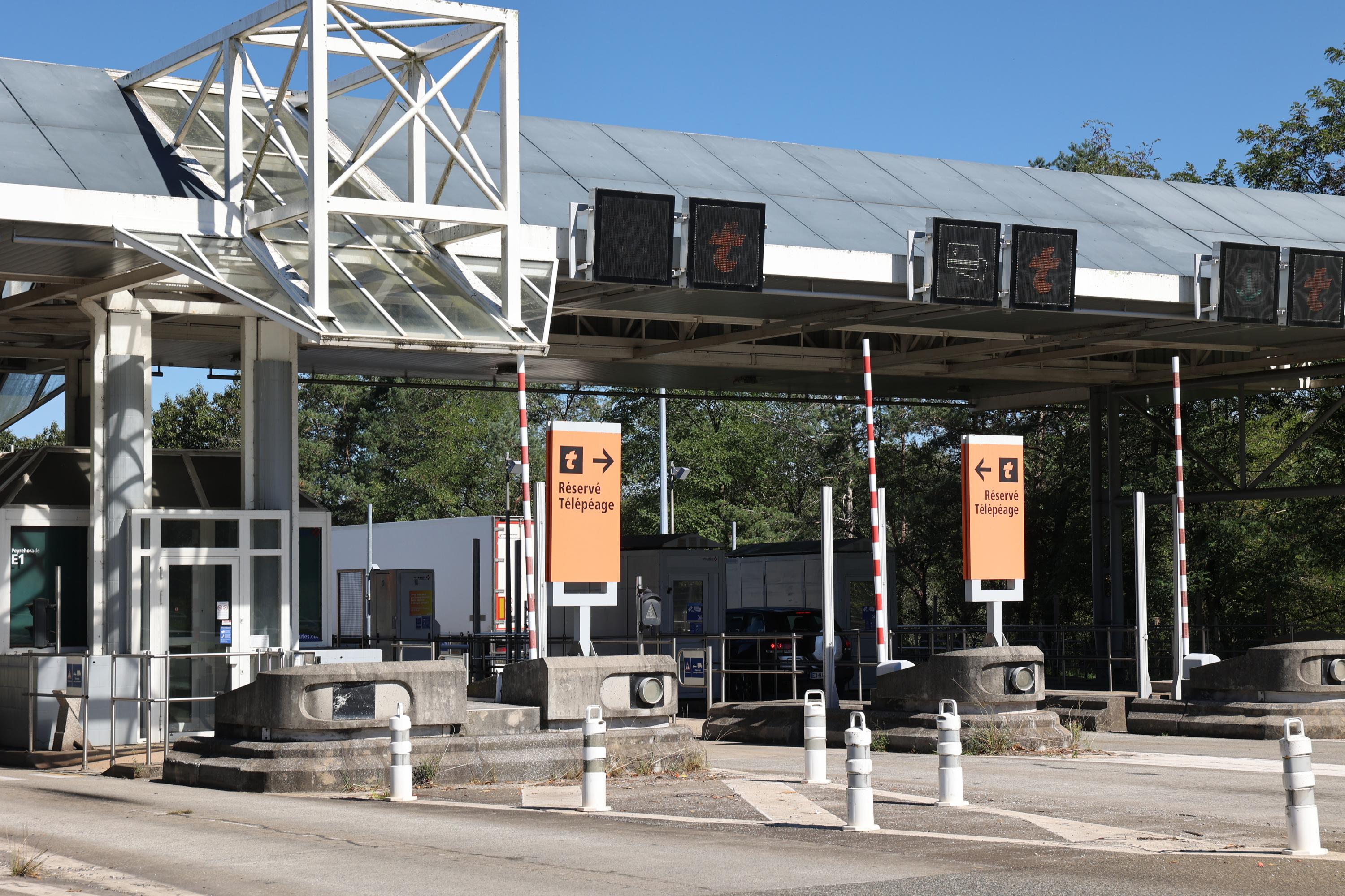 Budget 2027 : taxe alourdie pour autoroutes et aéroports, 800 M€ attendus