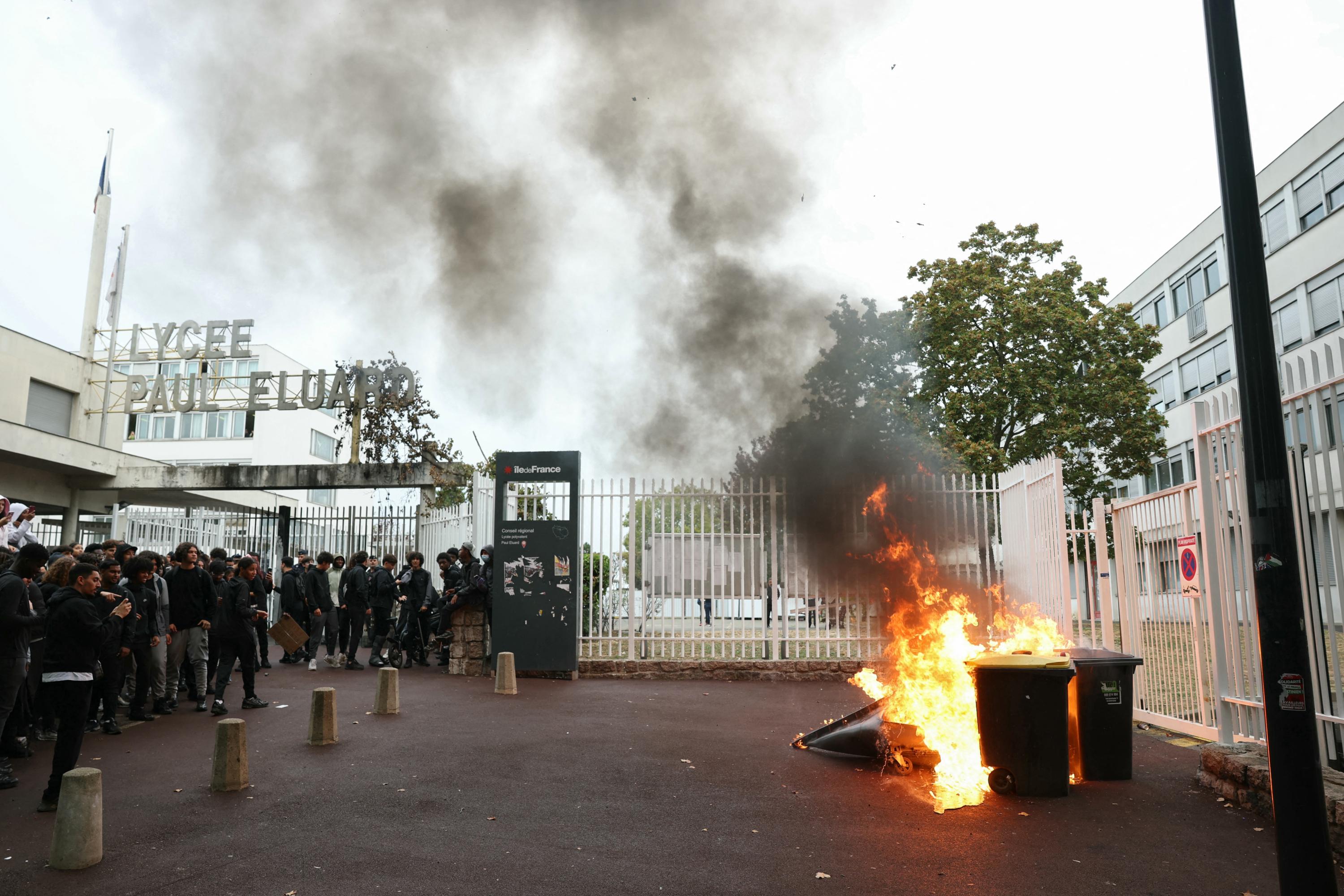 EN DIRECT - Blocus des lycées : 625 interpellations, 83 policiers et gendarmes blessés mercredi, annonce le ministre de l’Intérieur Laurent Nuñez