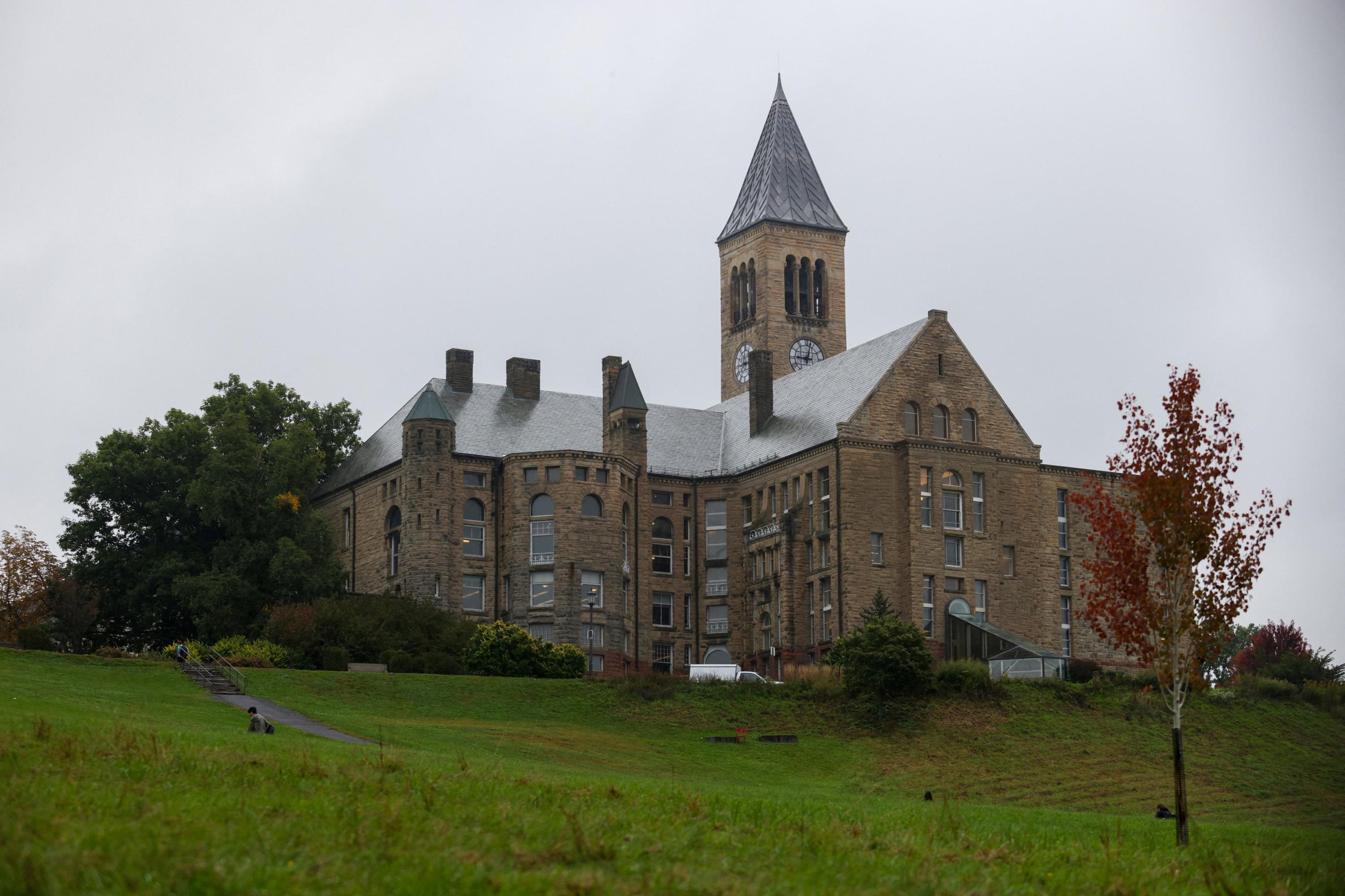 La prestigieuse université américaine de Cornell dans la tourmente après une affaire sordide de viol collectif