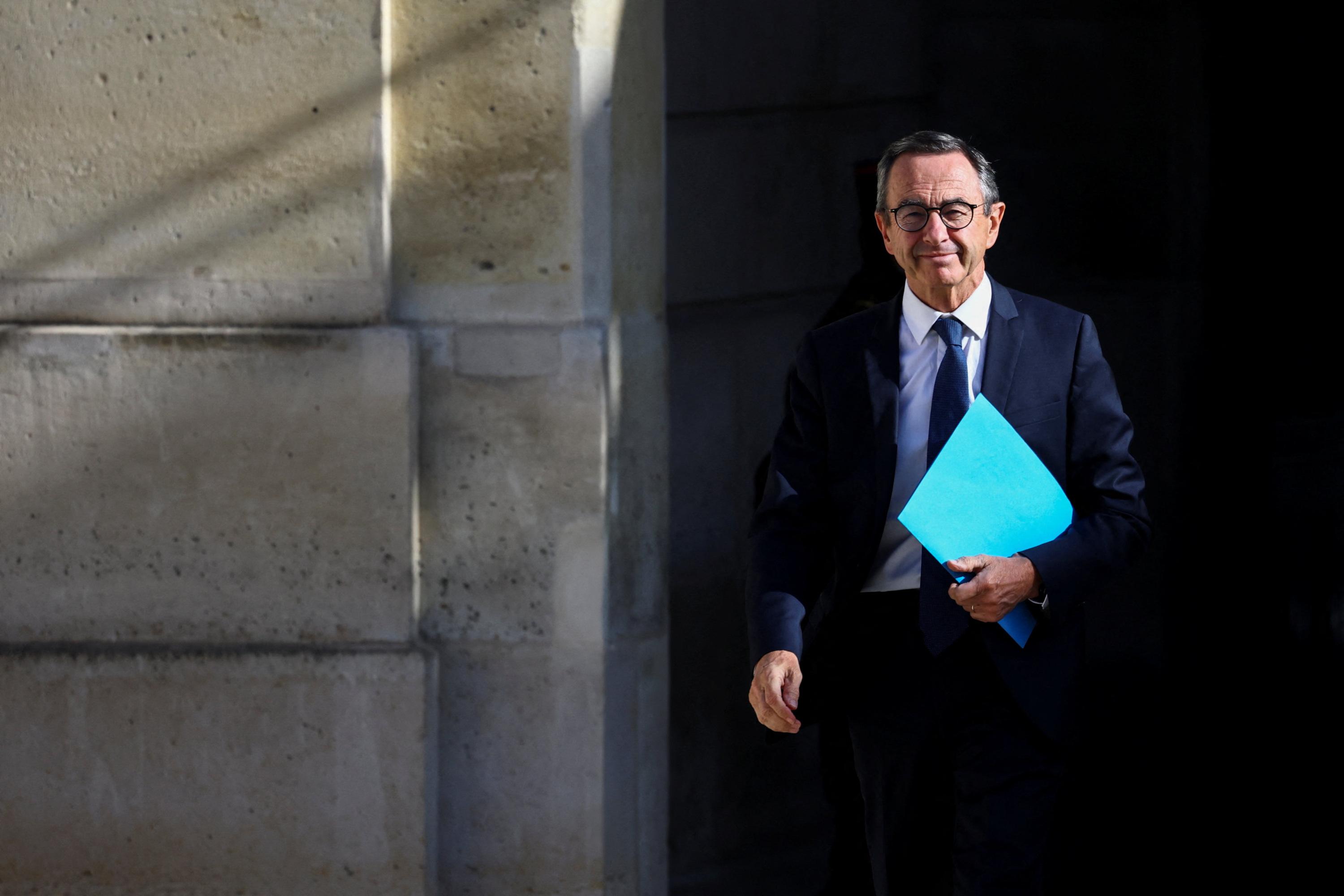 « Un parti séditieux » : Bruno Retailleau pose la question de l’interdiction de La France insoumise