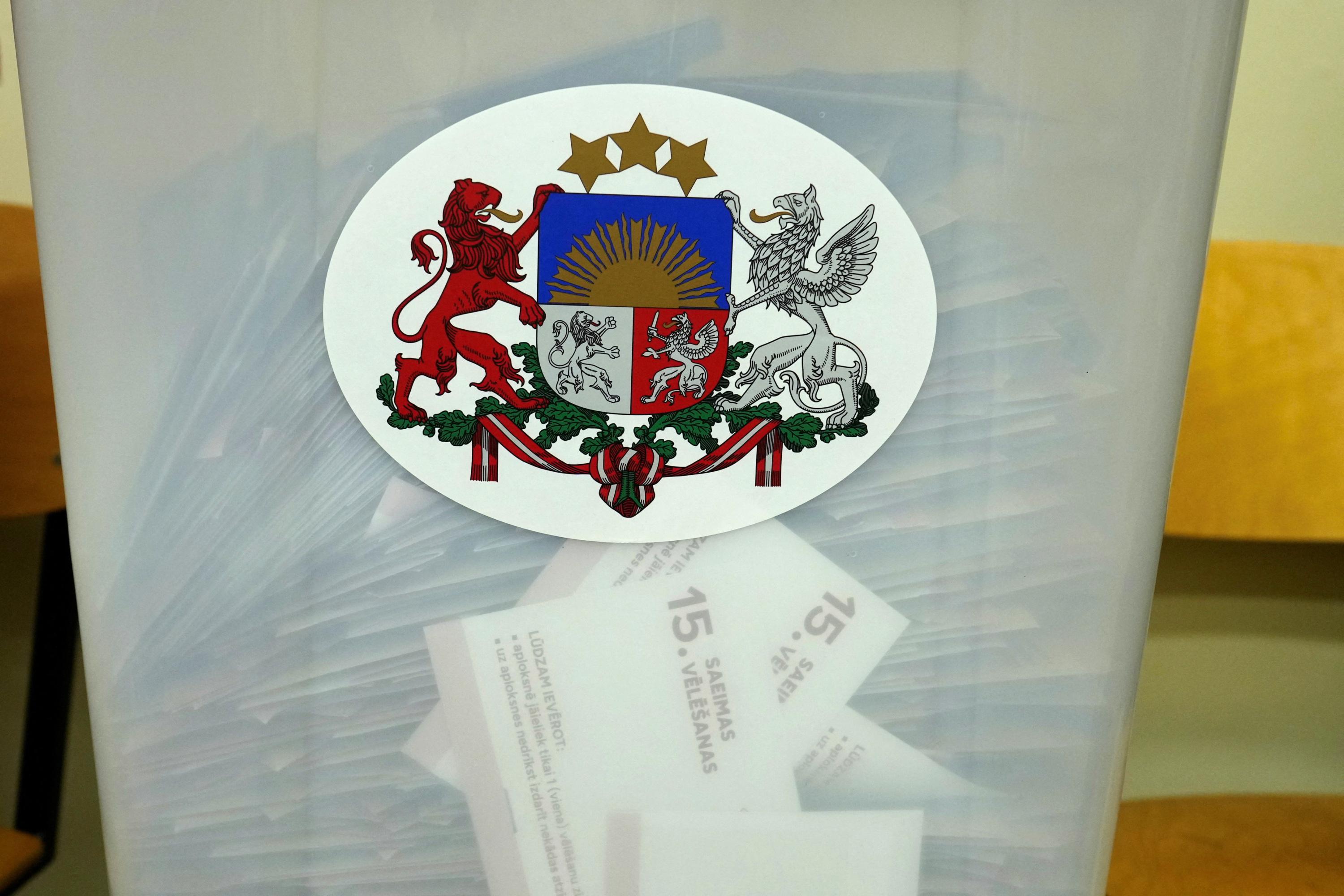Lettonie : la majorité pro-européenne en tête des élections législatives, d’après les premières estimations