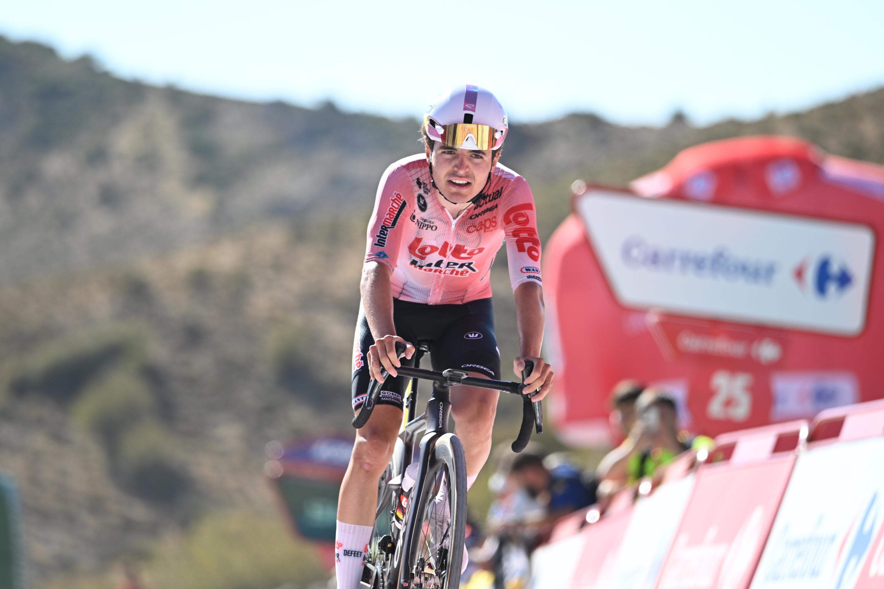 Cyclisme : l’espoir belge Widar piège Pidcock dans les Trois vallées varésines