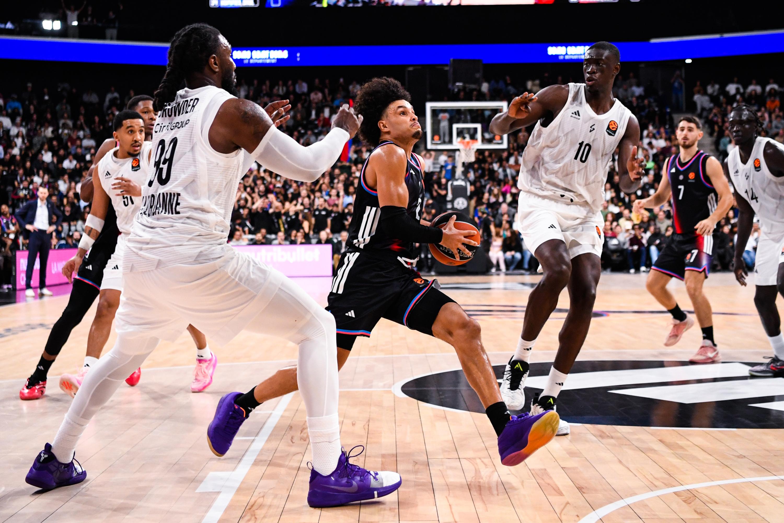 Basket : «Forcément, ça va être une grosse rivalité», l’Acte I entre Paris et l’Asvel de Tony Parker a tenu toutes ses promesses
