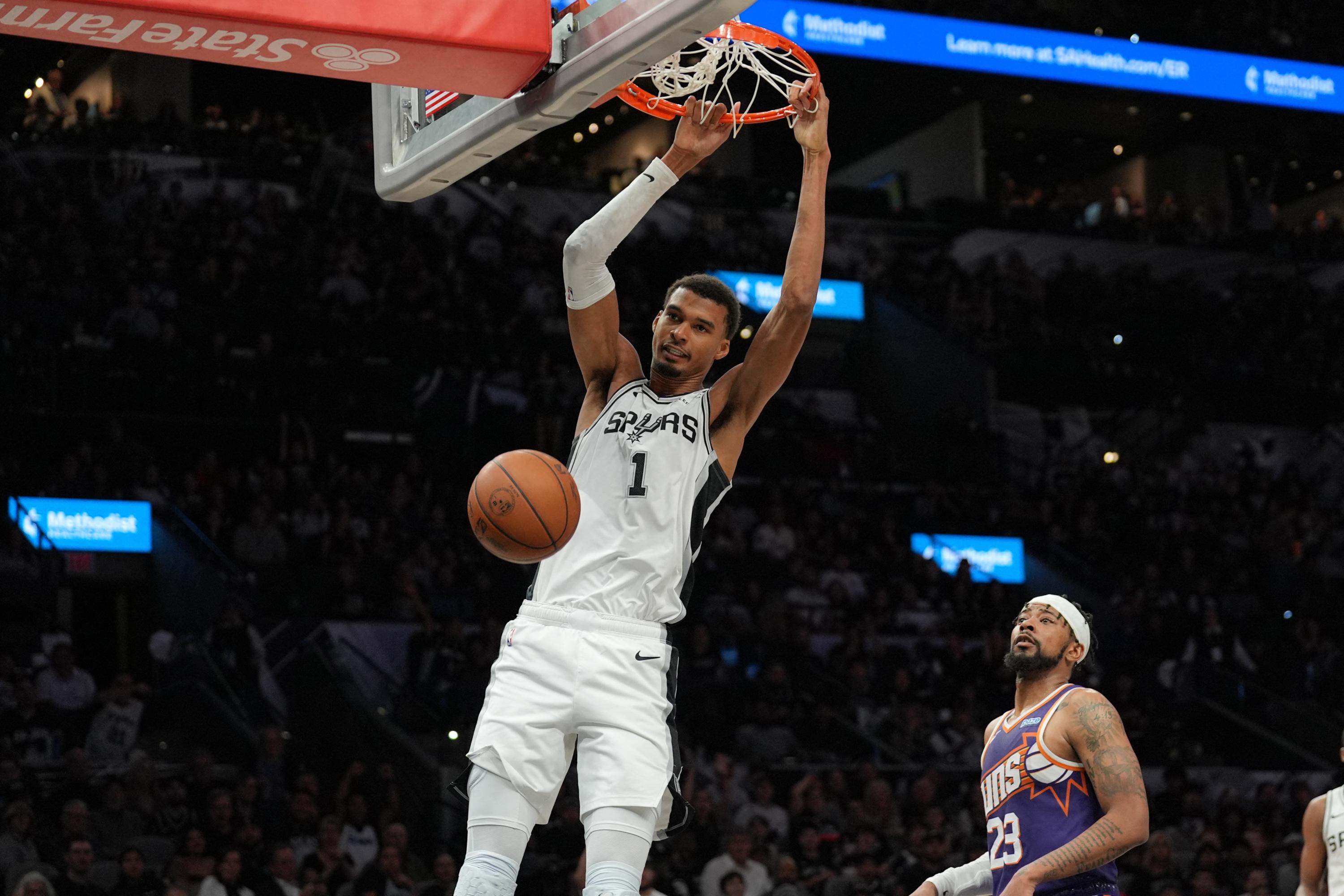NBA : Wembanyama et les Spurs signent leur première victoire de pré-saison