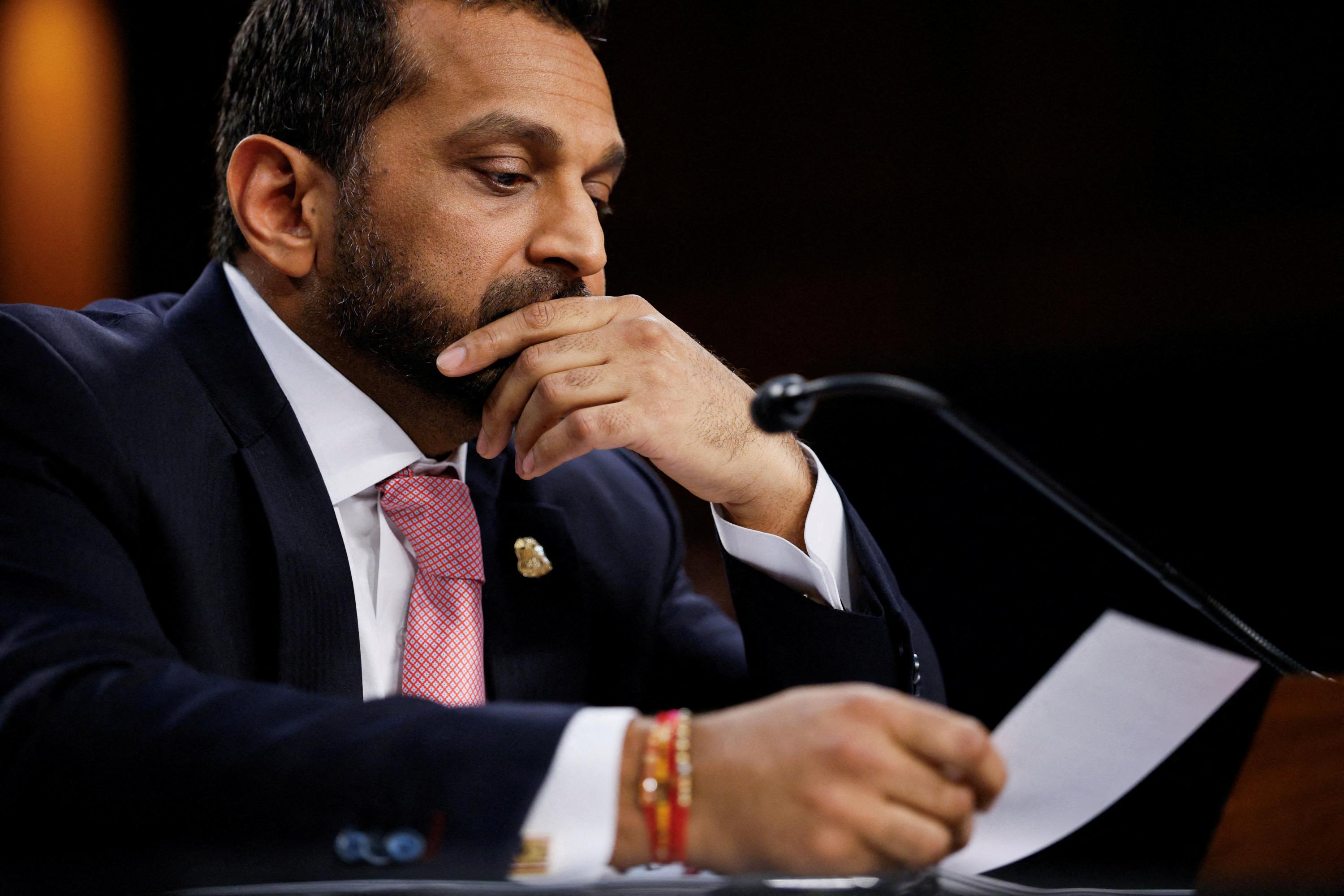 تقدم تسعة من موظفي FBI السابقين إلى المحكمة بعد إقالتهم