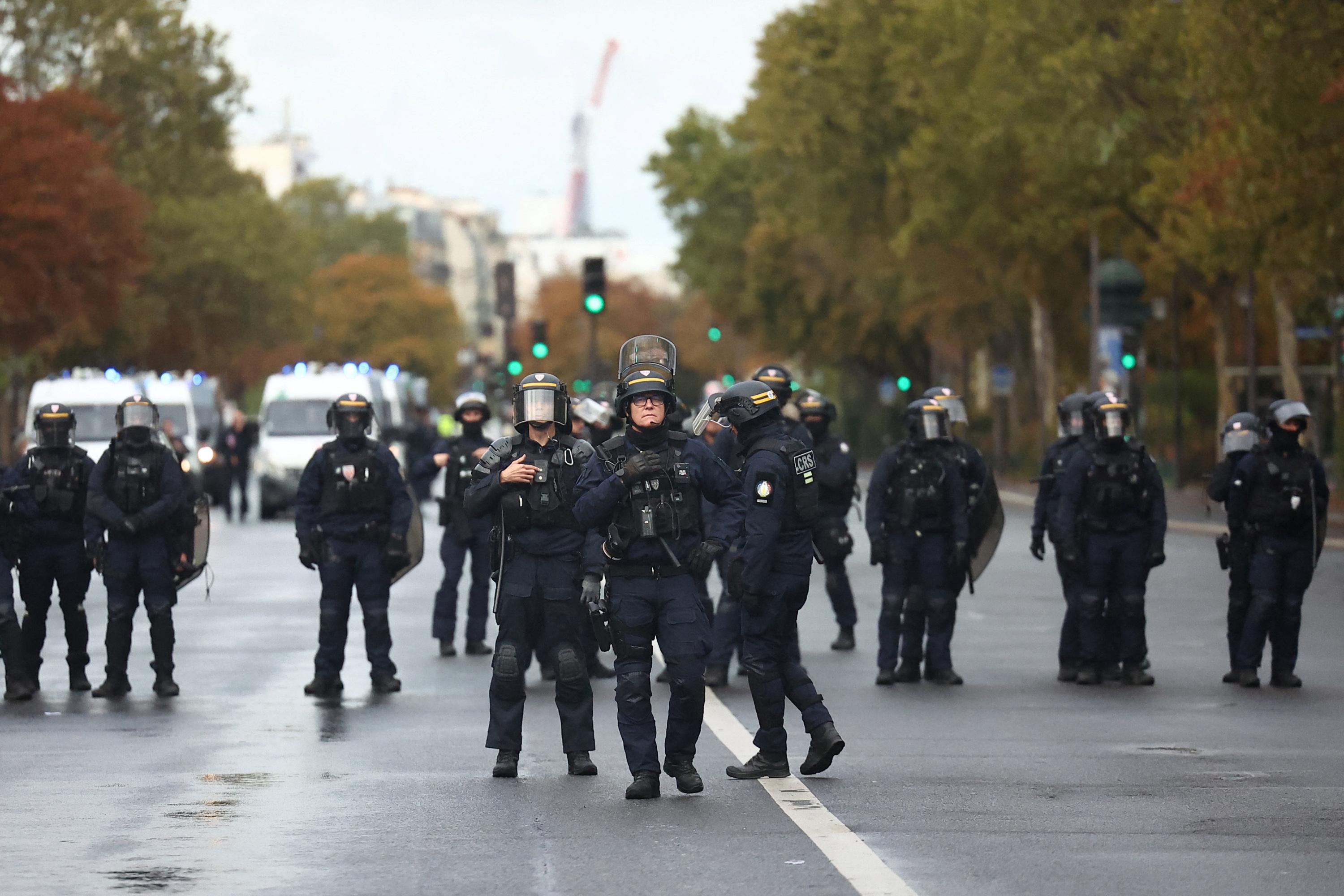 EN DIRECT - Colère des lycéens : les grenades assourdissantes pourront être utilisées samedi, annonce Laurent Nuñez