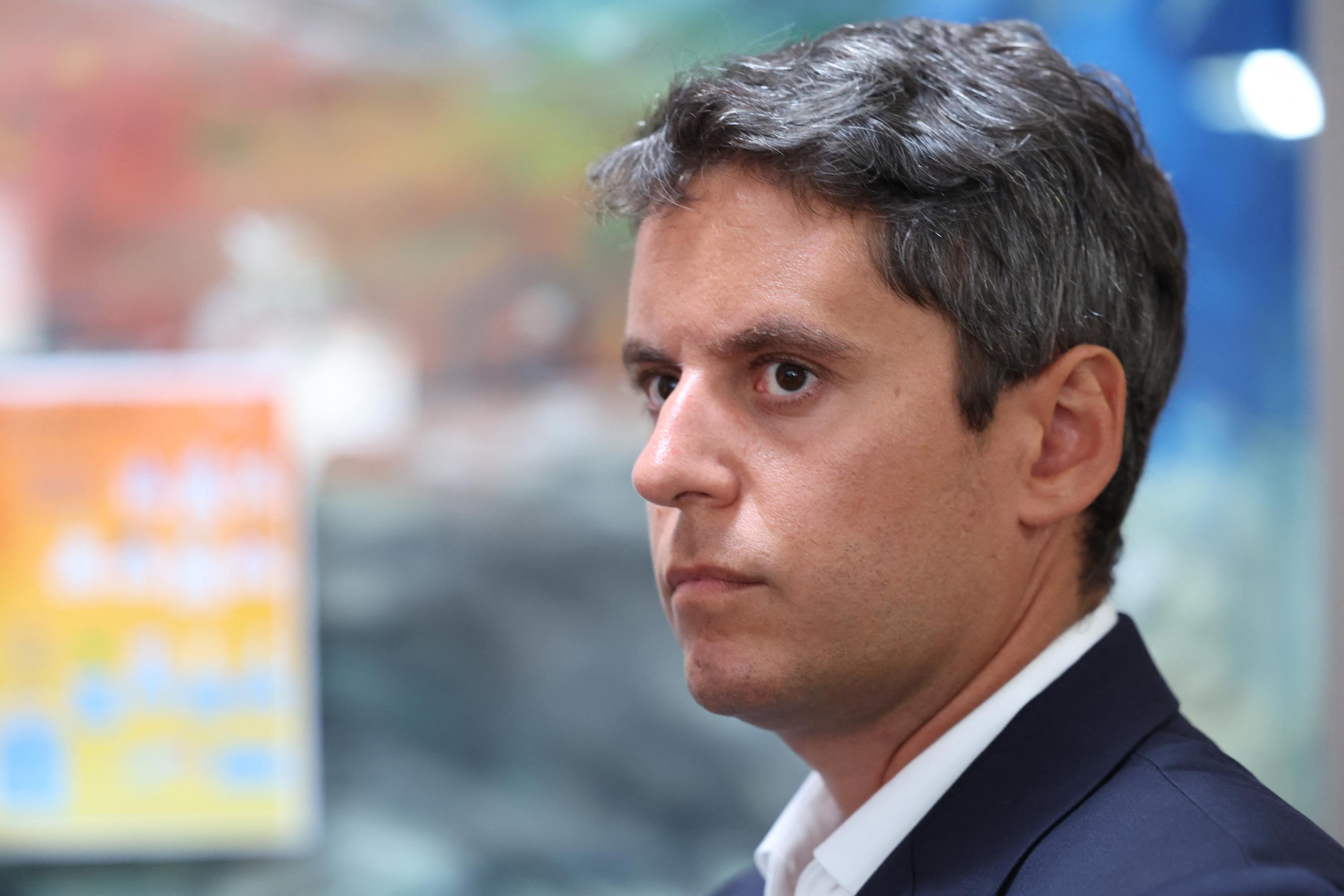 EN DIRECT - Violences du 17 octobre : le gouvernement doit «prendre la mesure du traumatisme des Français», exhorte Gabriel Attal
