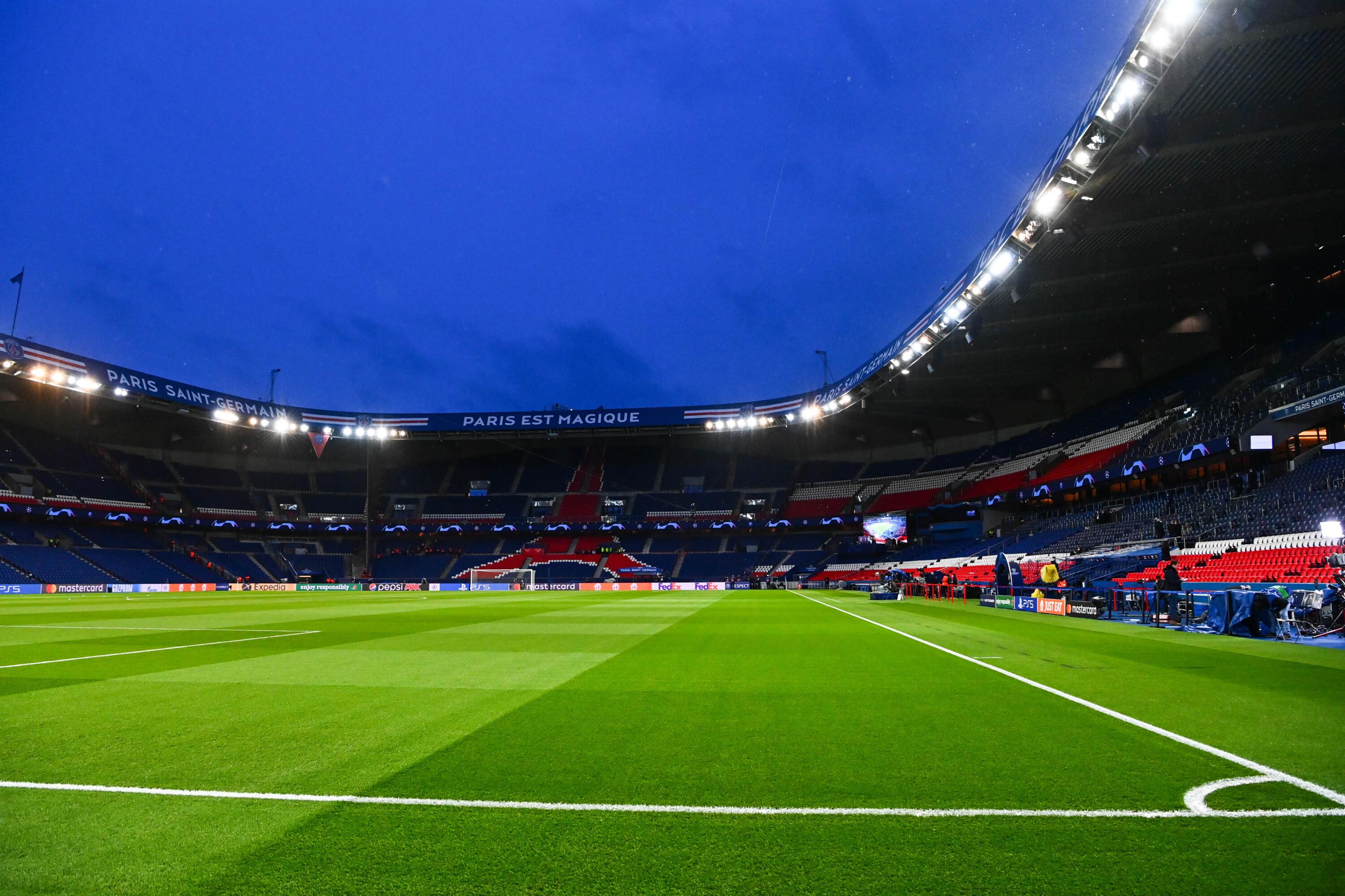 De 500 à 5 000 euros … Les prix flambent pour le choc de Ligue des champions entre le PSG et le FC Barcelone