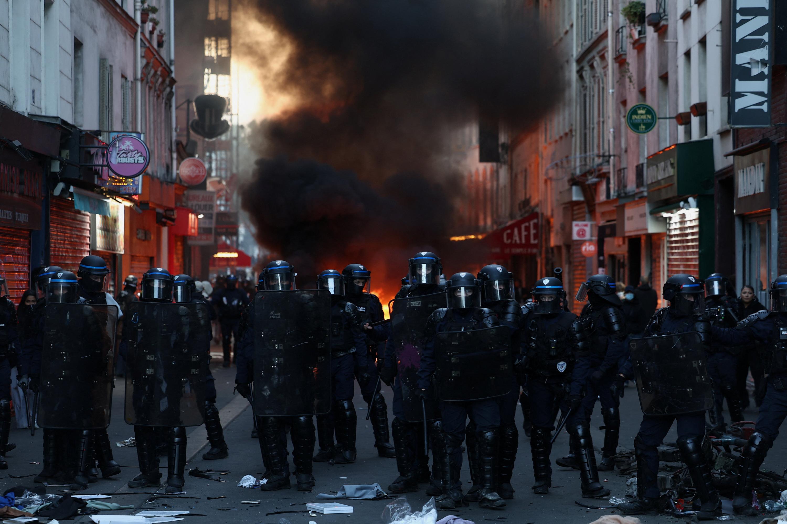 Déploiement des forces Sentinelle, amélioration de la mobilité des policiers… Ce que l’on sait du dispositif policier de ce week-end thumbnail