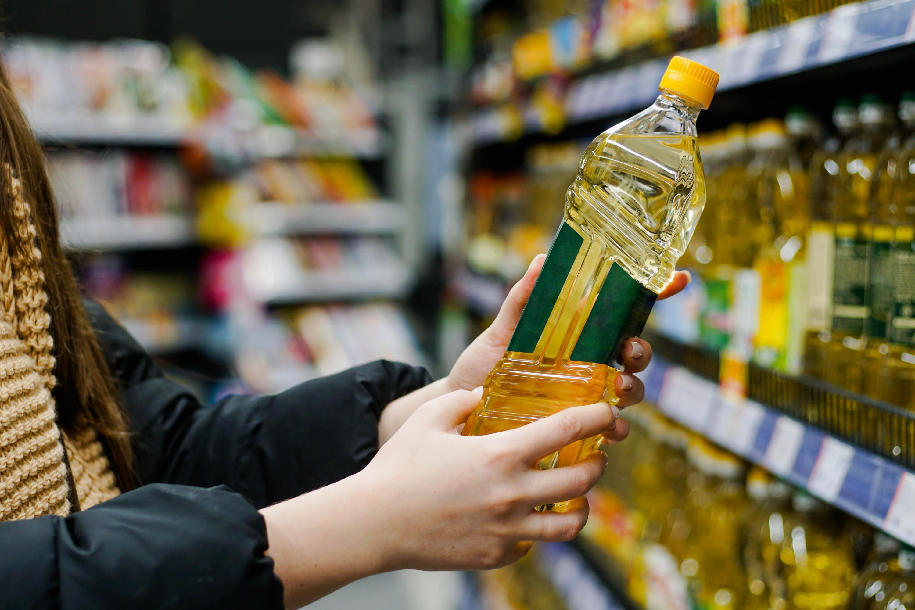 Qu’est-ce que l’hexane, ce solvant dont les députés ont voté l’interdiction dans l’alimentation à partir de 2027 ?