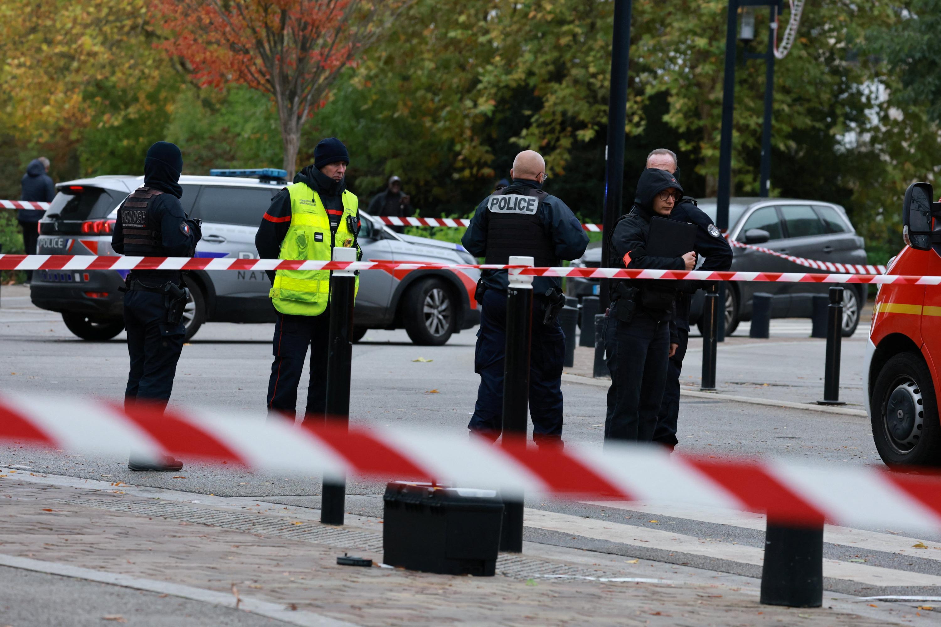 Fusillade mortelle dans les Yvelines : l’appartement du suspect était piégé