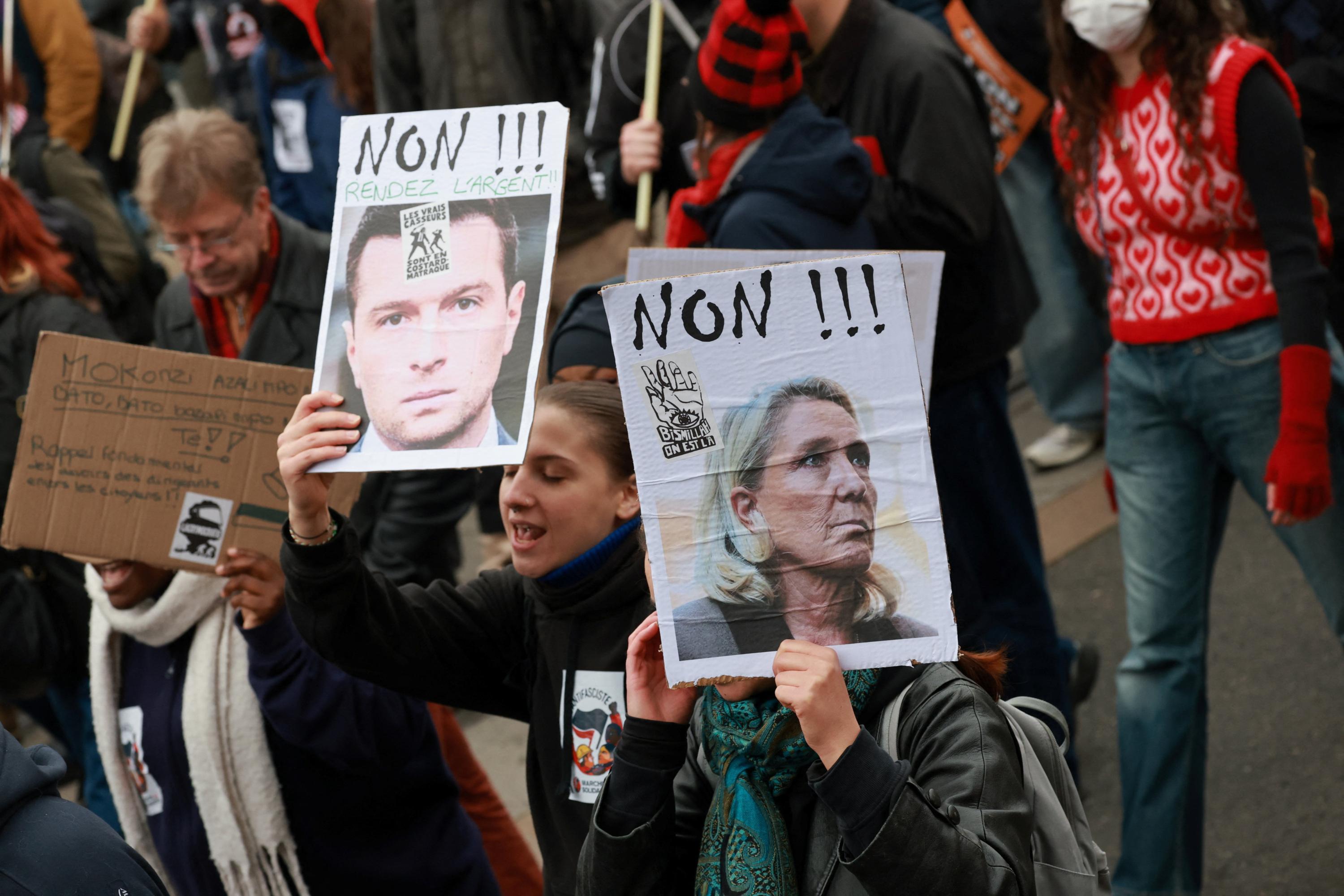 EN DIRECT - Manifestations du 24 octobre : le congrès du RN débute à Orléans, mobilisations en cours dans plusieurs villes