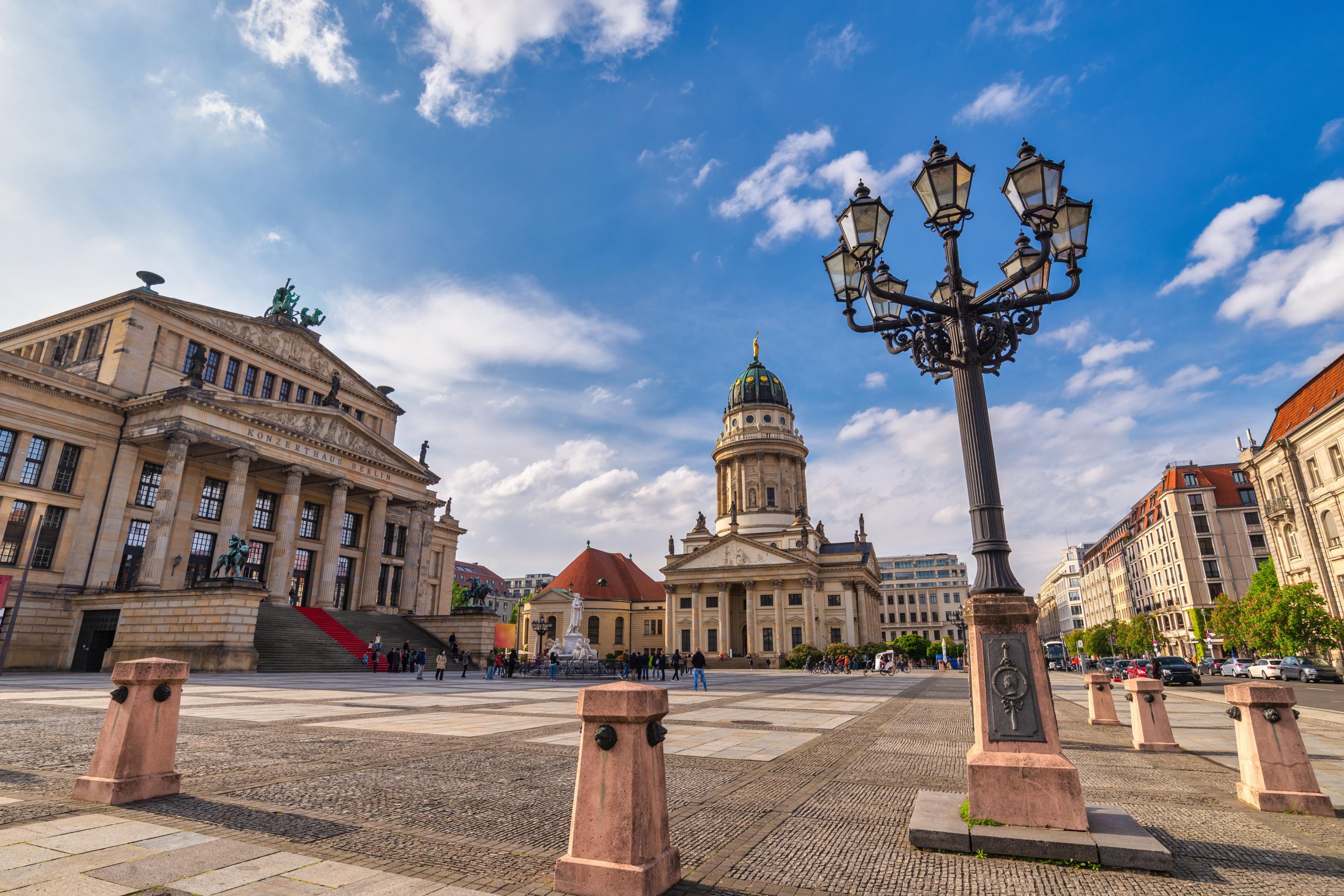 Plus de 100.000 appartements privés pourraient tomber dans le secteur public à Berlin pour faire baisser les loyers
