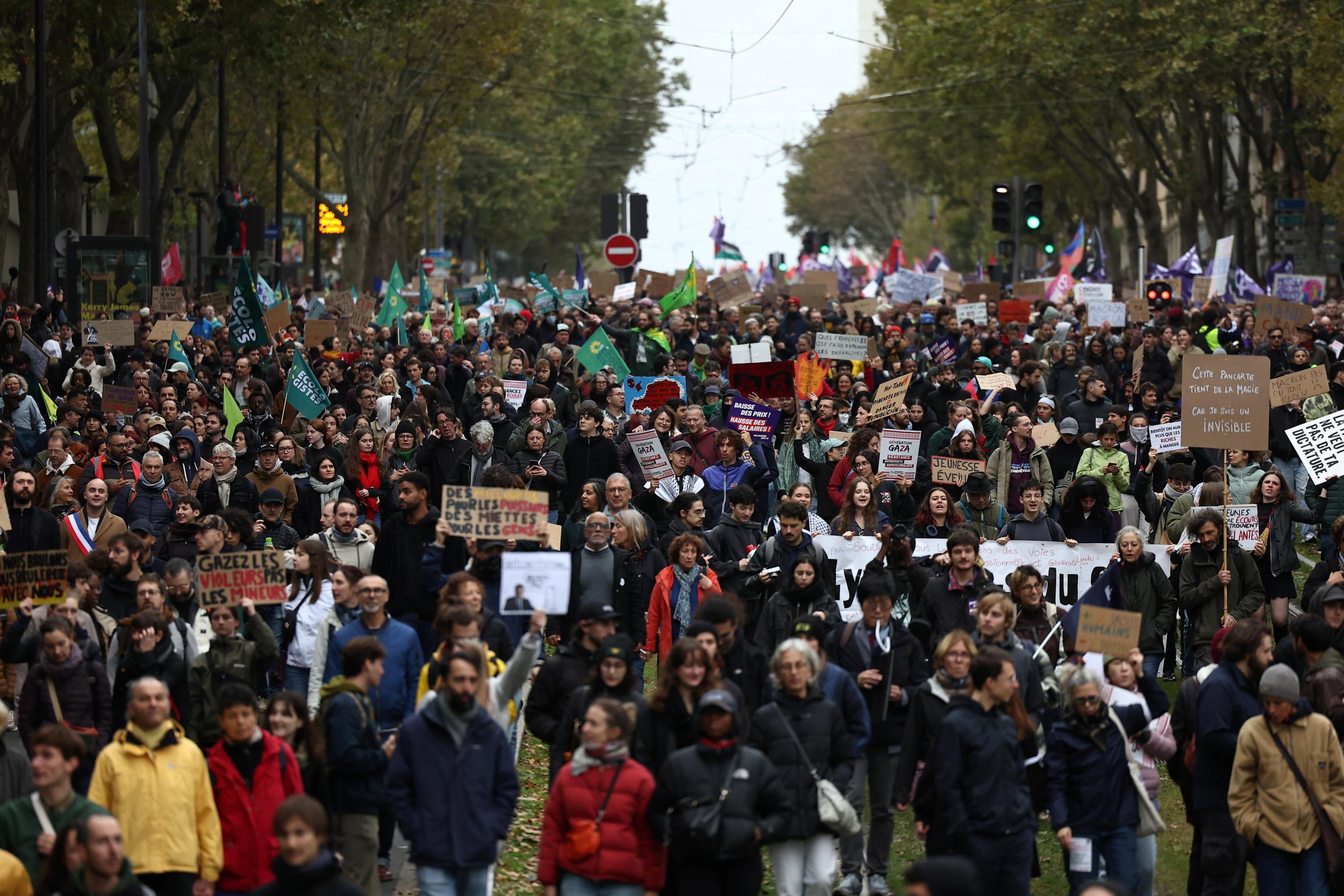 EN DIRECT - Manifestations du 31 octobre : les parcours à Paris de la CGT et des gilets jaunes interdits par la préfecture de police
