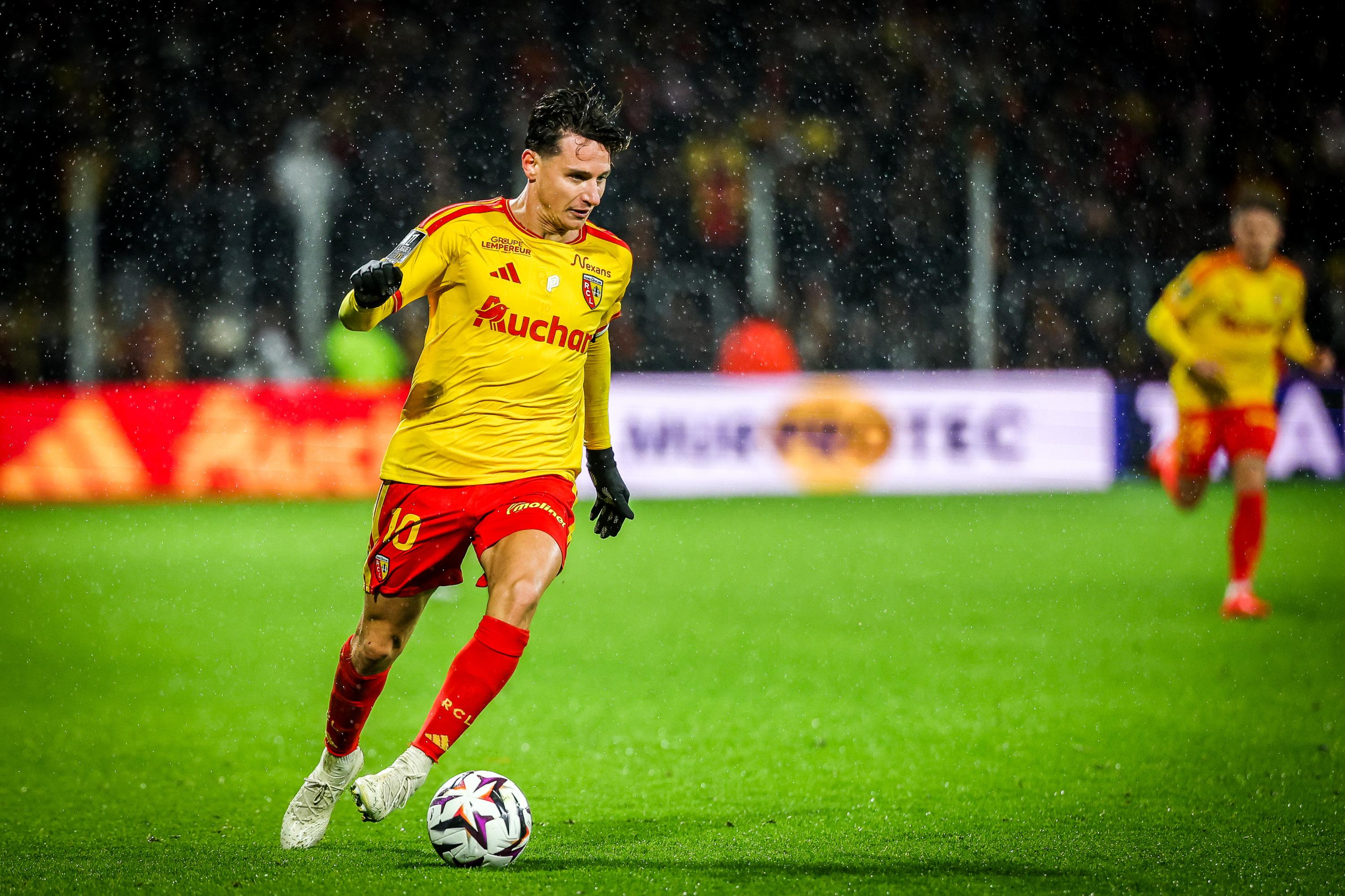 EN DIRECT - Lille-Lens : un chaud derby pour regarder vers le haut du classement