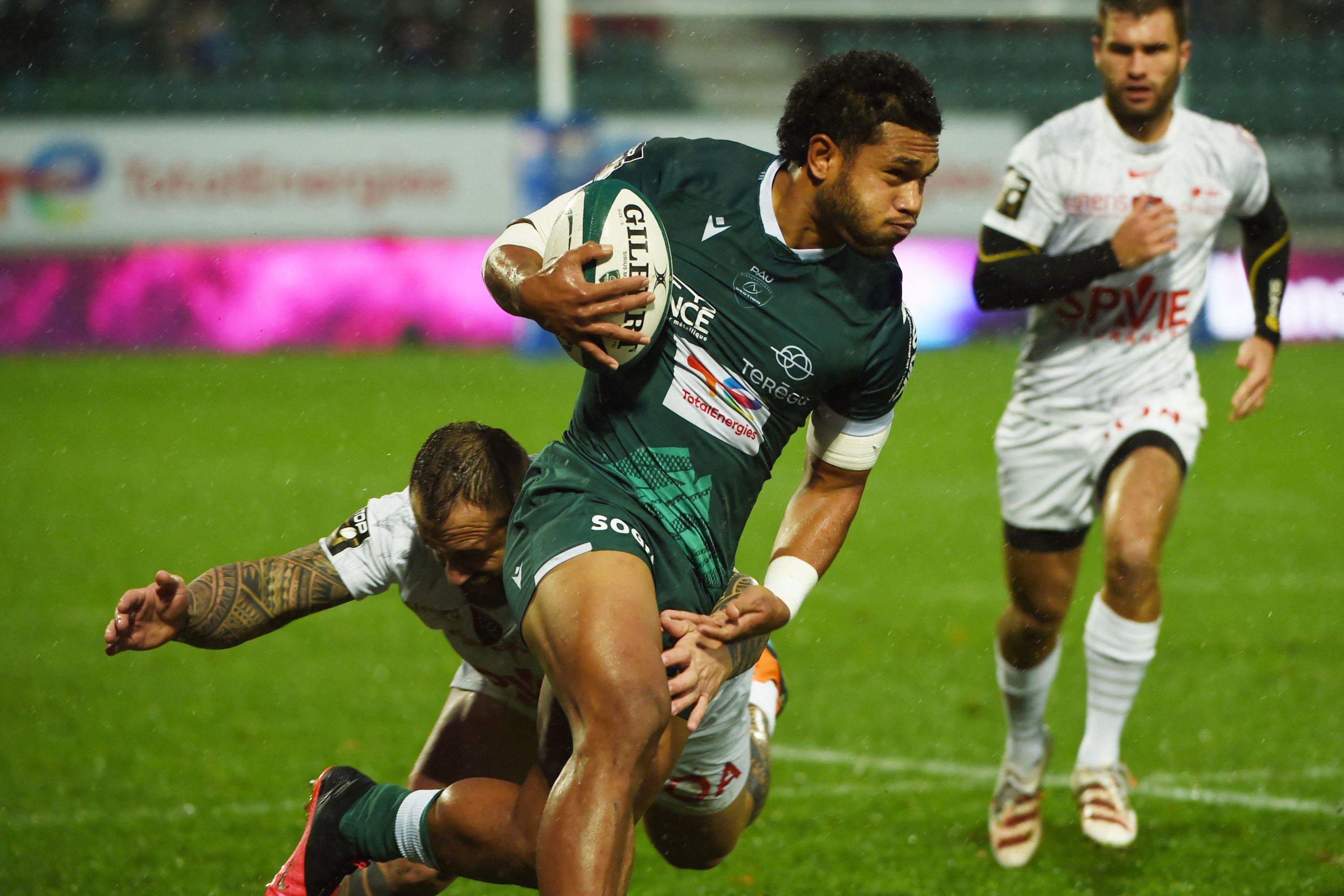 Top 14 : Toulon rate le coche sur la pelouse de Pau