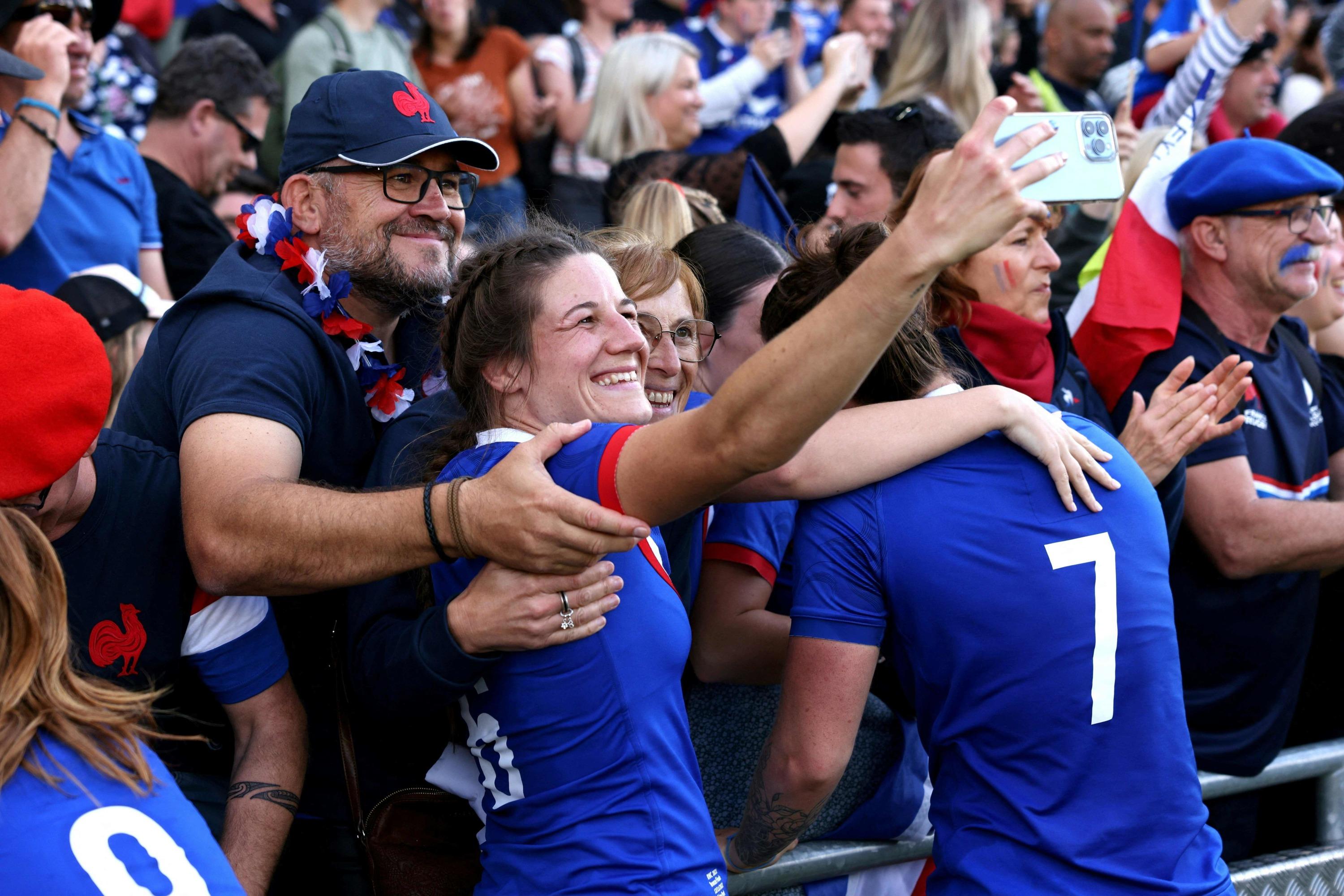 Mondial féminin de rugby : «Je suis très fière de ce groupe» confesse Hermet la capitaine des