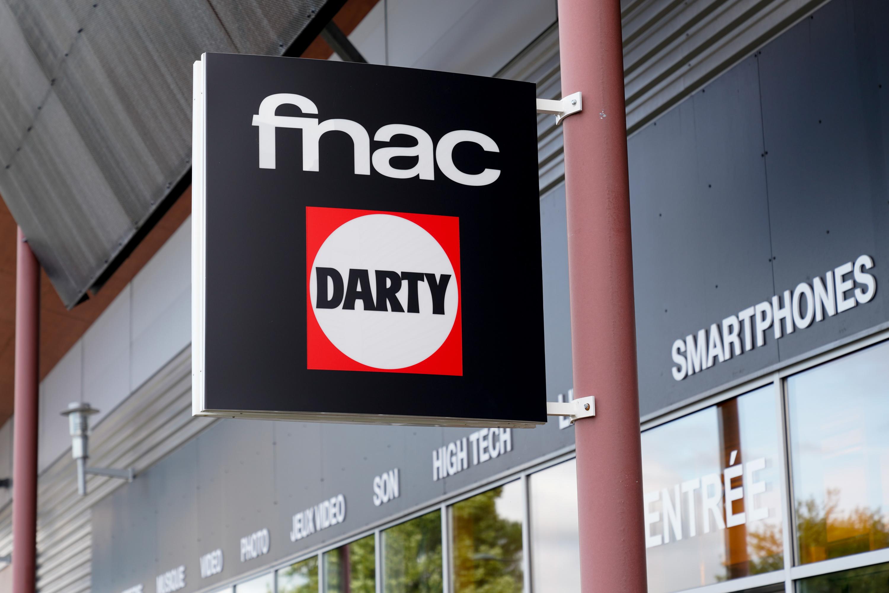 Fnac Darty revoit en baisse son principal objectif financier après une fin d'année 2022 en «recul»