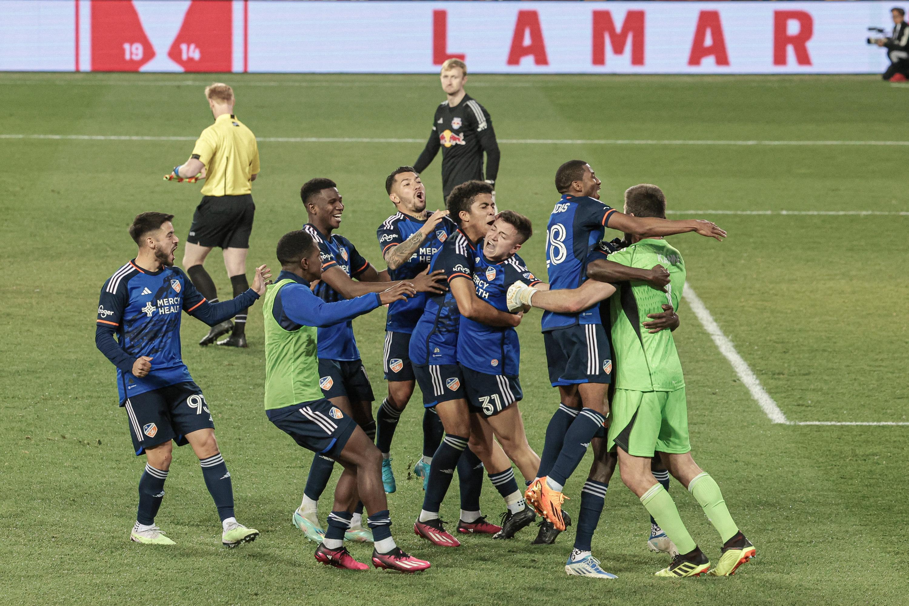 Foot : un gardien entre comme joueur de champ dans un match entre NY Red Bulls et Cincinnati