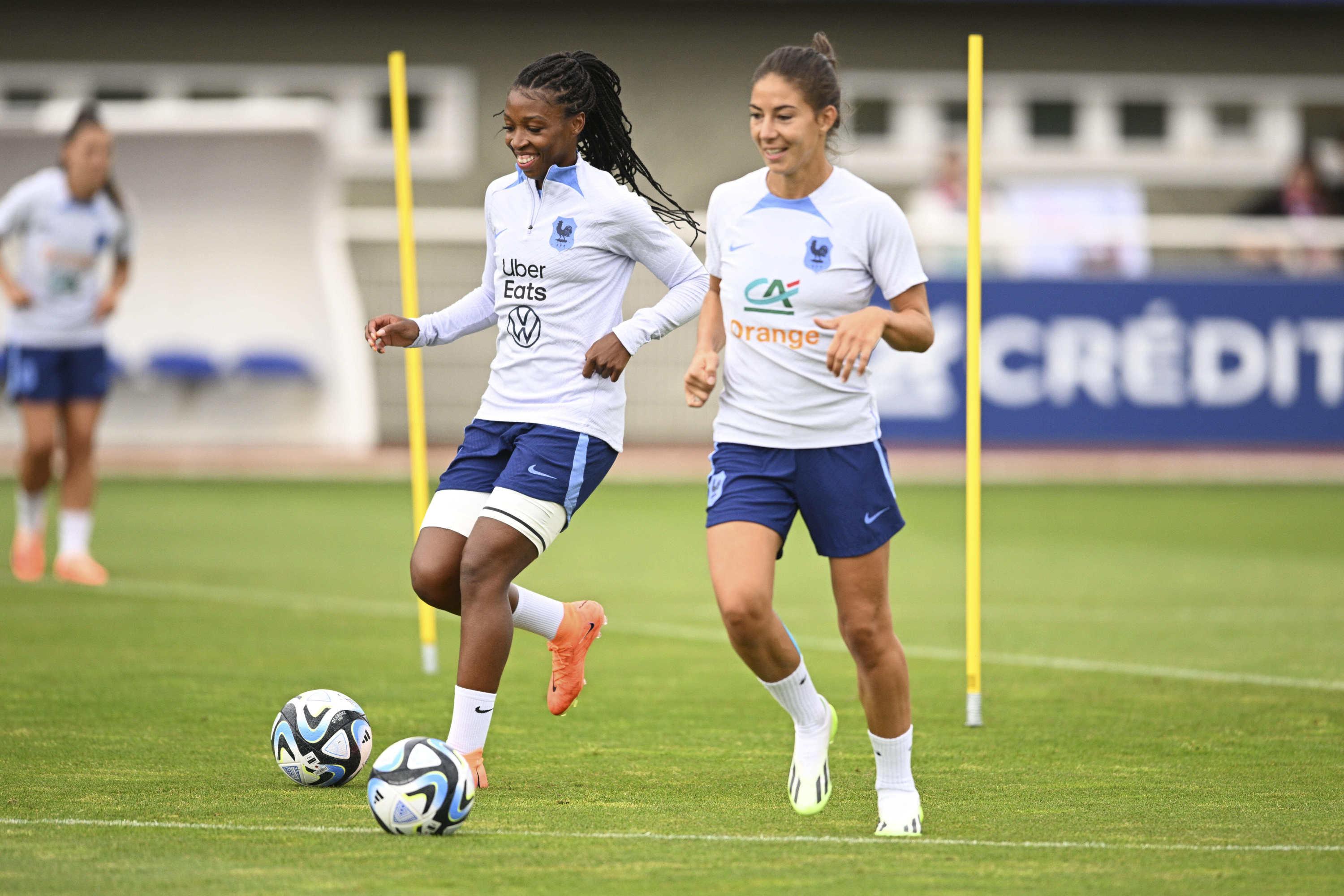 Mondial 2023: avec la blessure de Bacha, Mateo se positionne en alternative chez les Bleues