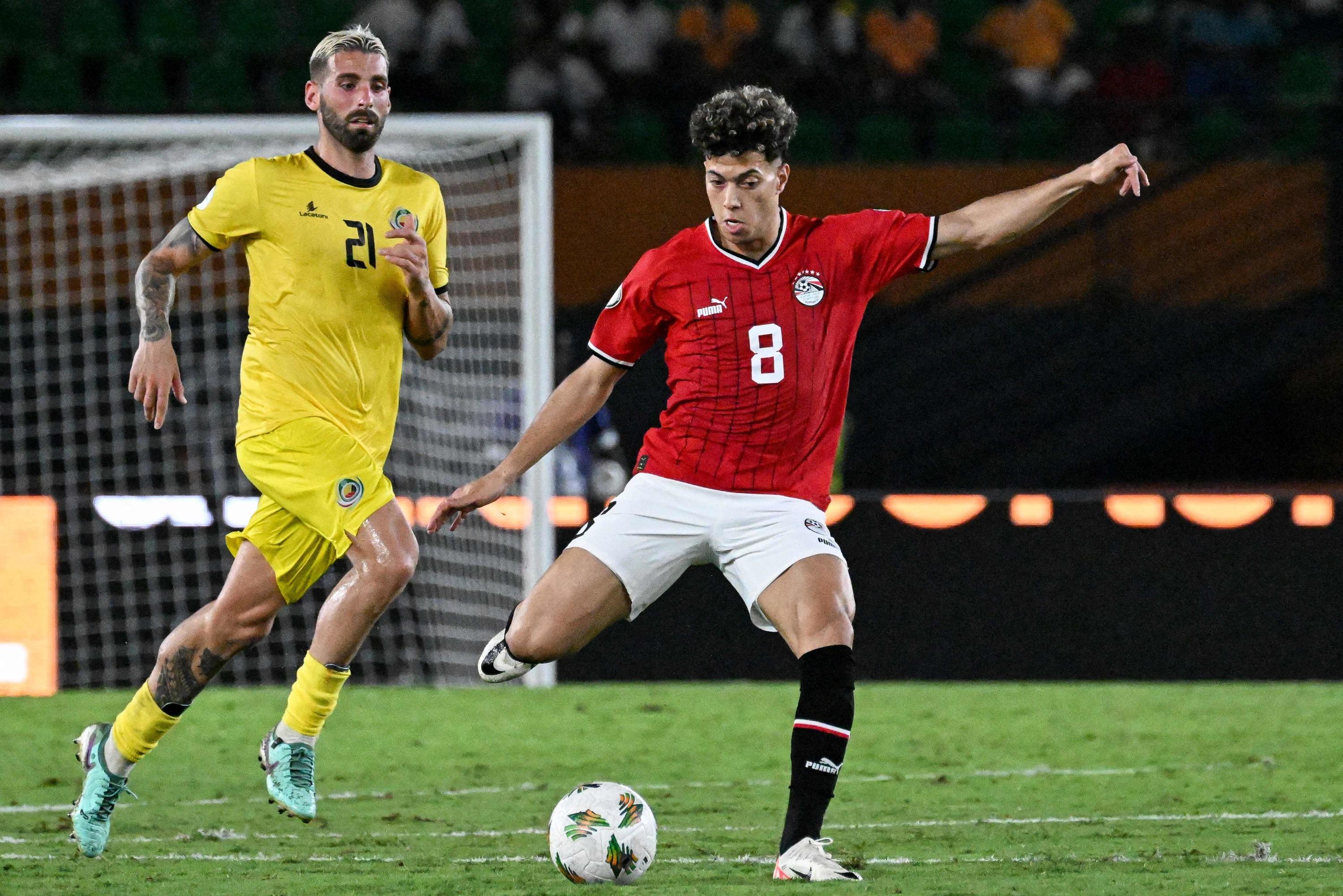 CAN : un Egyptien tente un retourné acrobatique à l'entraînement... et se blesse