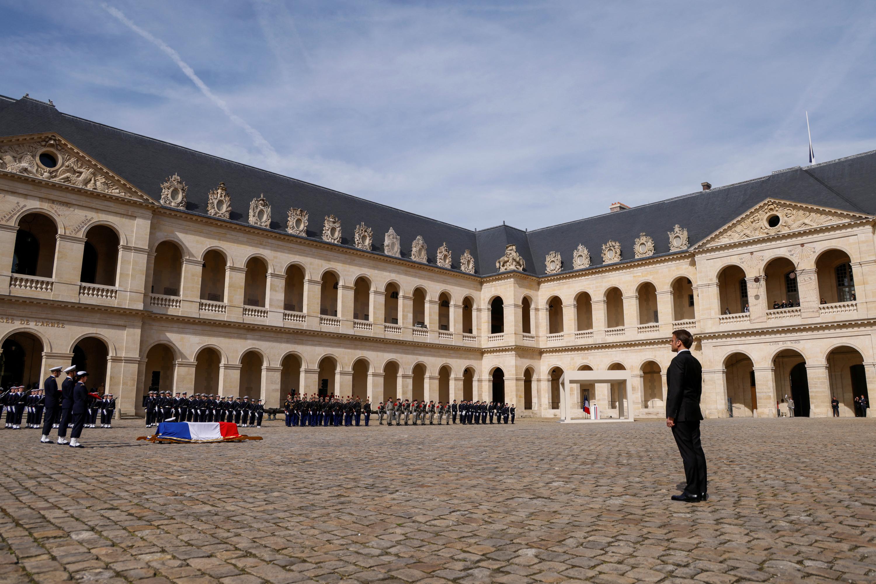 Hommage à Philippe de Gaulle: Emmanuel Macron salue celui qui a «tracé son sillon» à «l'ombre d'un grand homme»