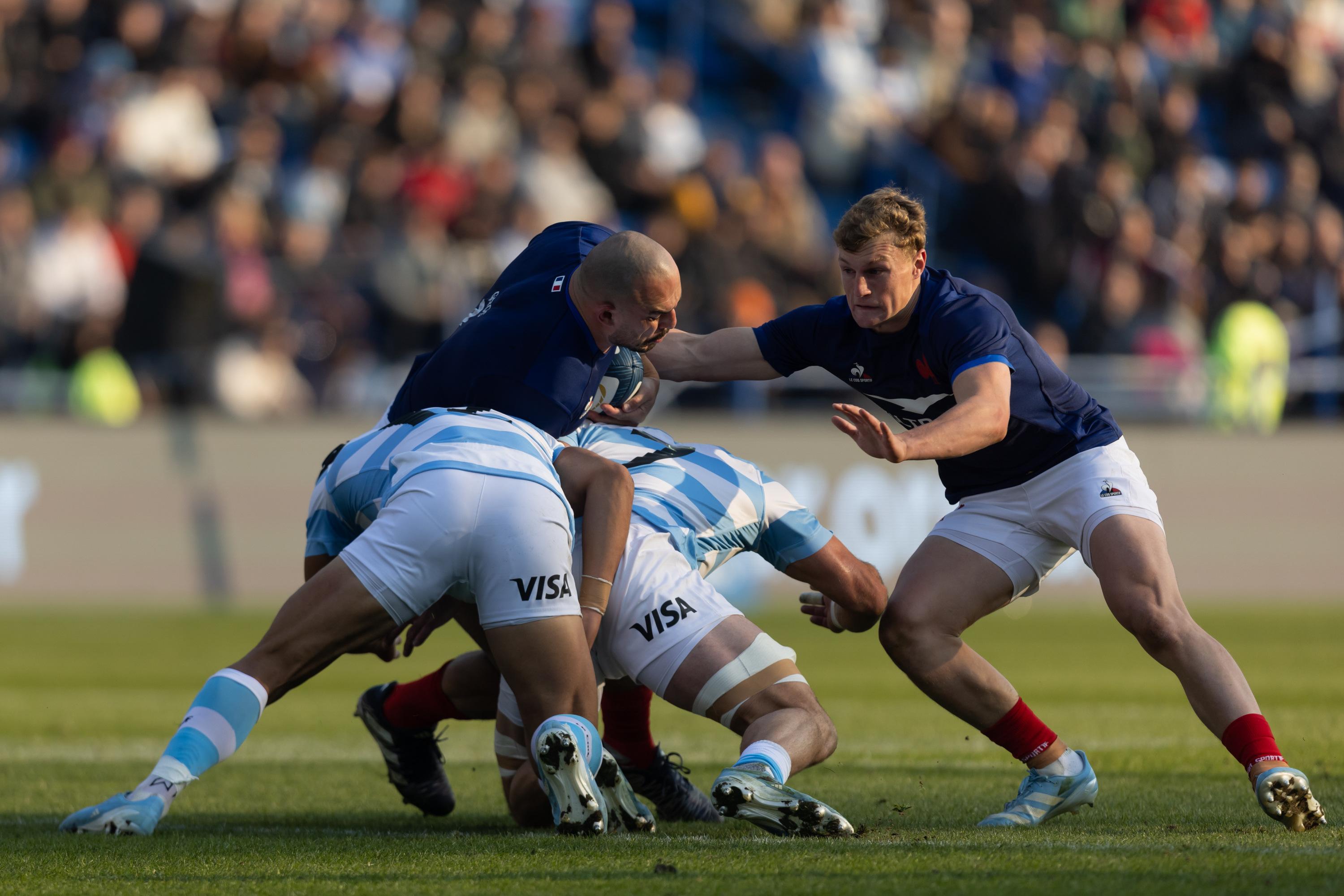 Top 14 : le pilier international français Jean-Baptiste Gros poursuit à Toulon