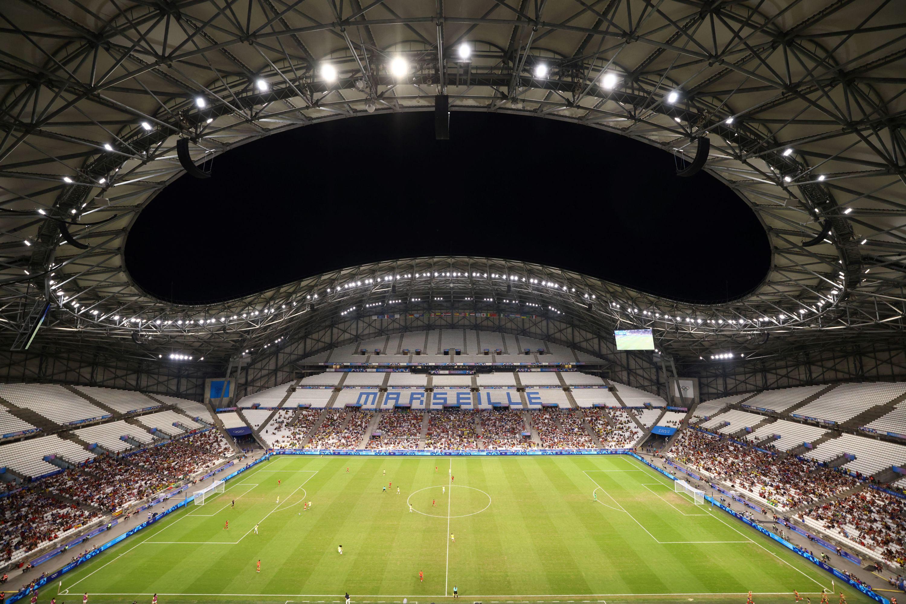 Un supporter de l’OM blessé à l’arme blanche artisanale lors de Marseille-Reims au Vélodrome