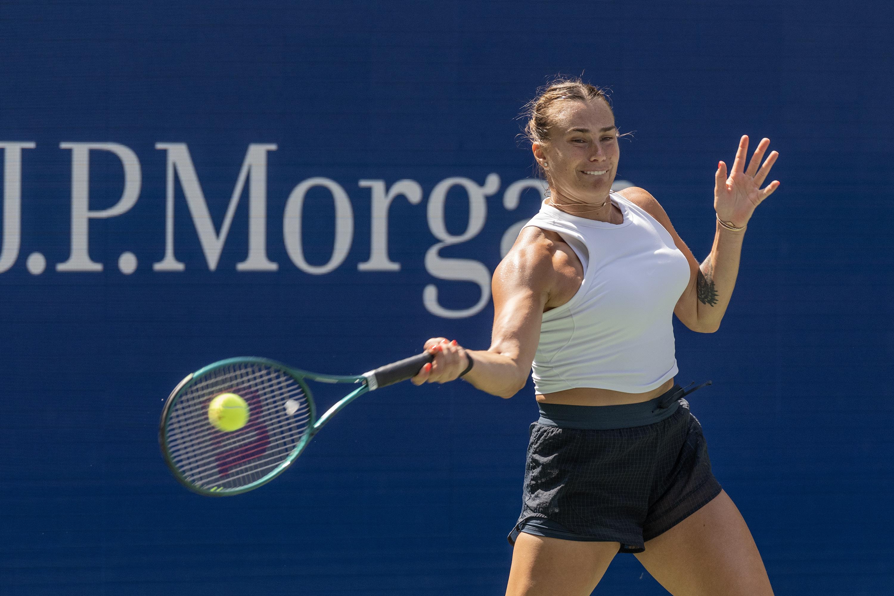 US Open : la numéro 2 mondiale Sabalenka tape plus fort en coup droit qu'Alcaraz, Sinner ou Djokovic