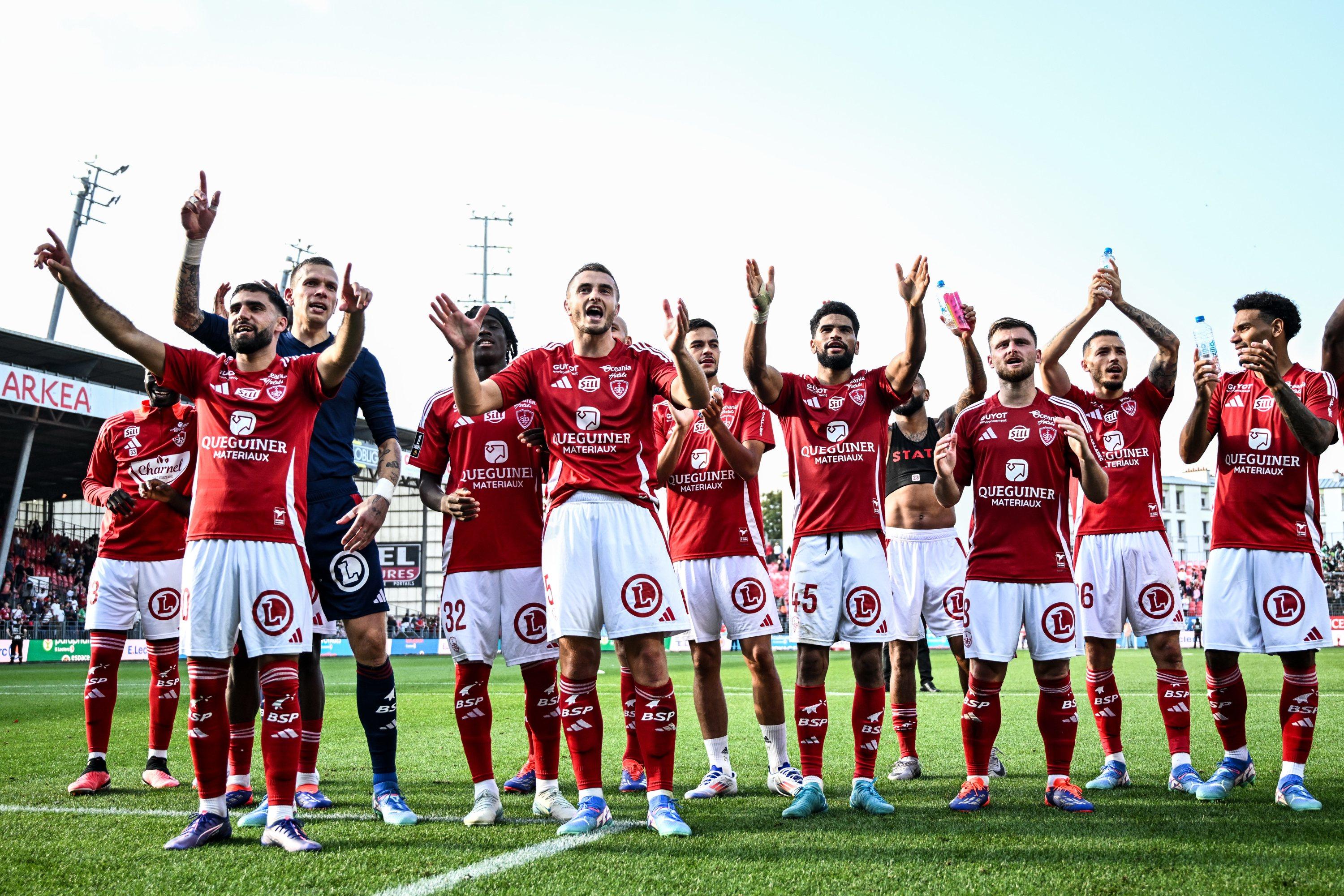 «On est les petits Gaulois du fin fond de la France»&nbsp;: plongée au coeur du Stade Brestois avant le grand saut en Ligue des champions