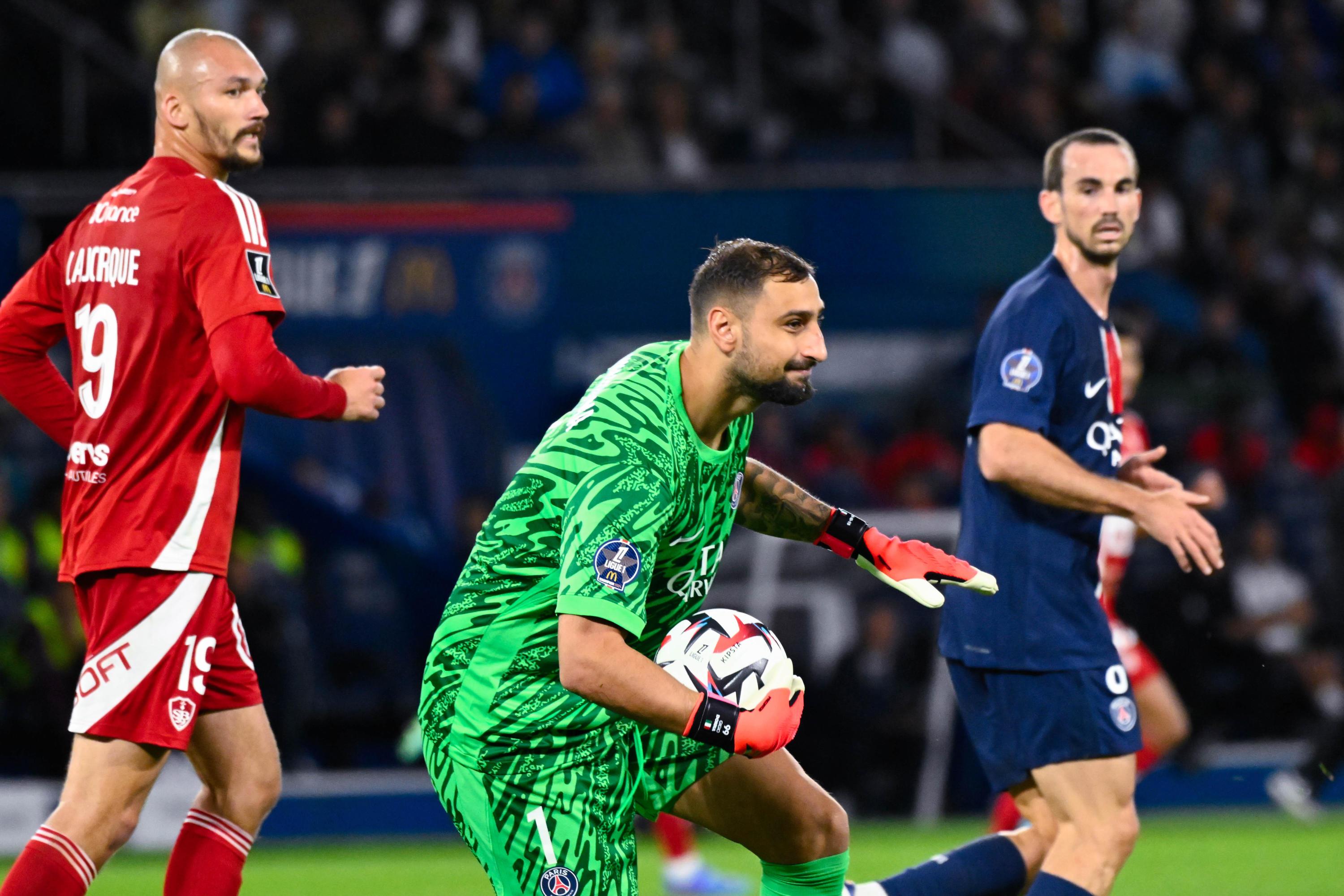 Ligue 1 : Gianluigi Donnarumma absent du groupe du PSG contre Rennes