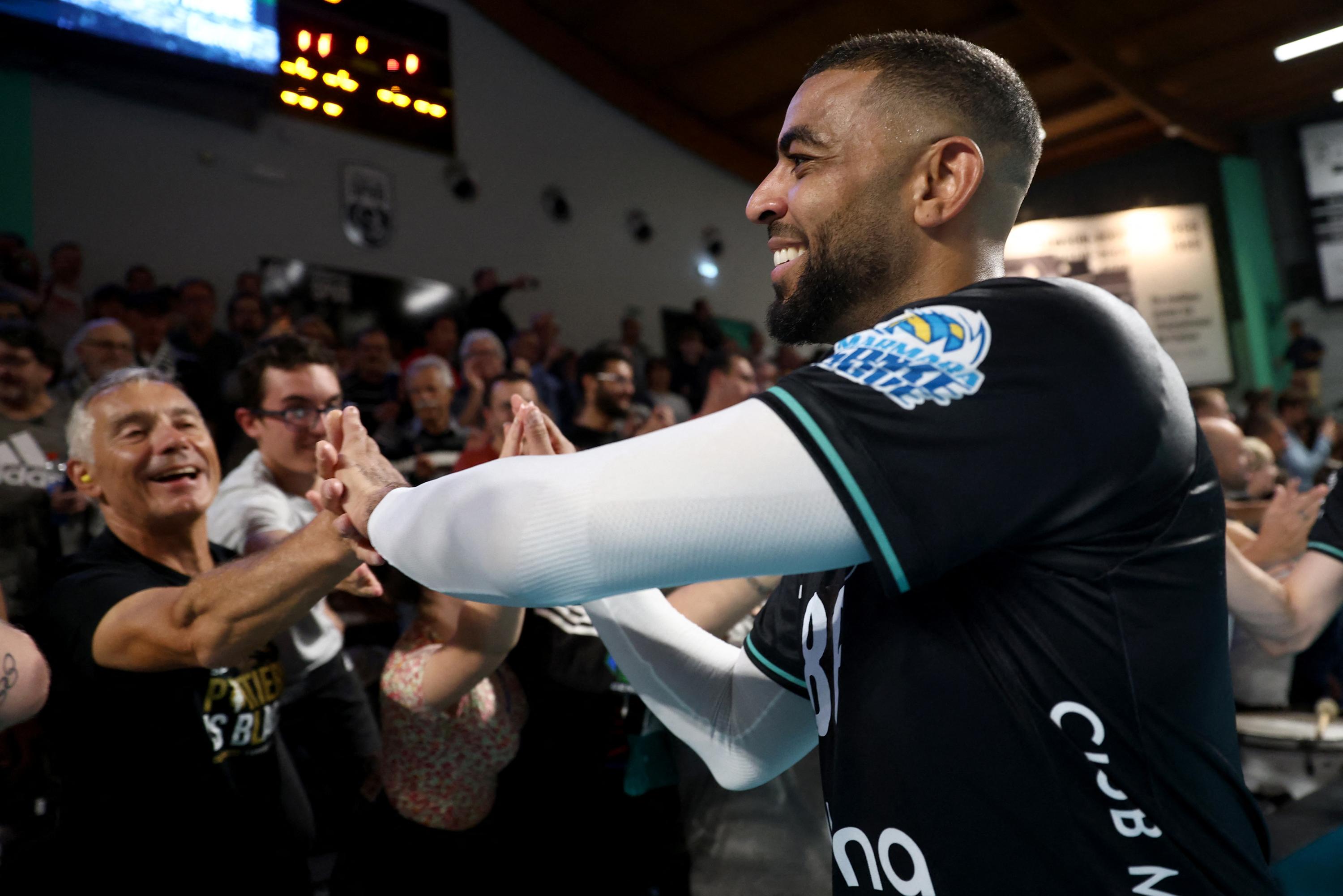 Volley : Earvin Ngapeth régale avec Poitiers