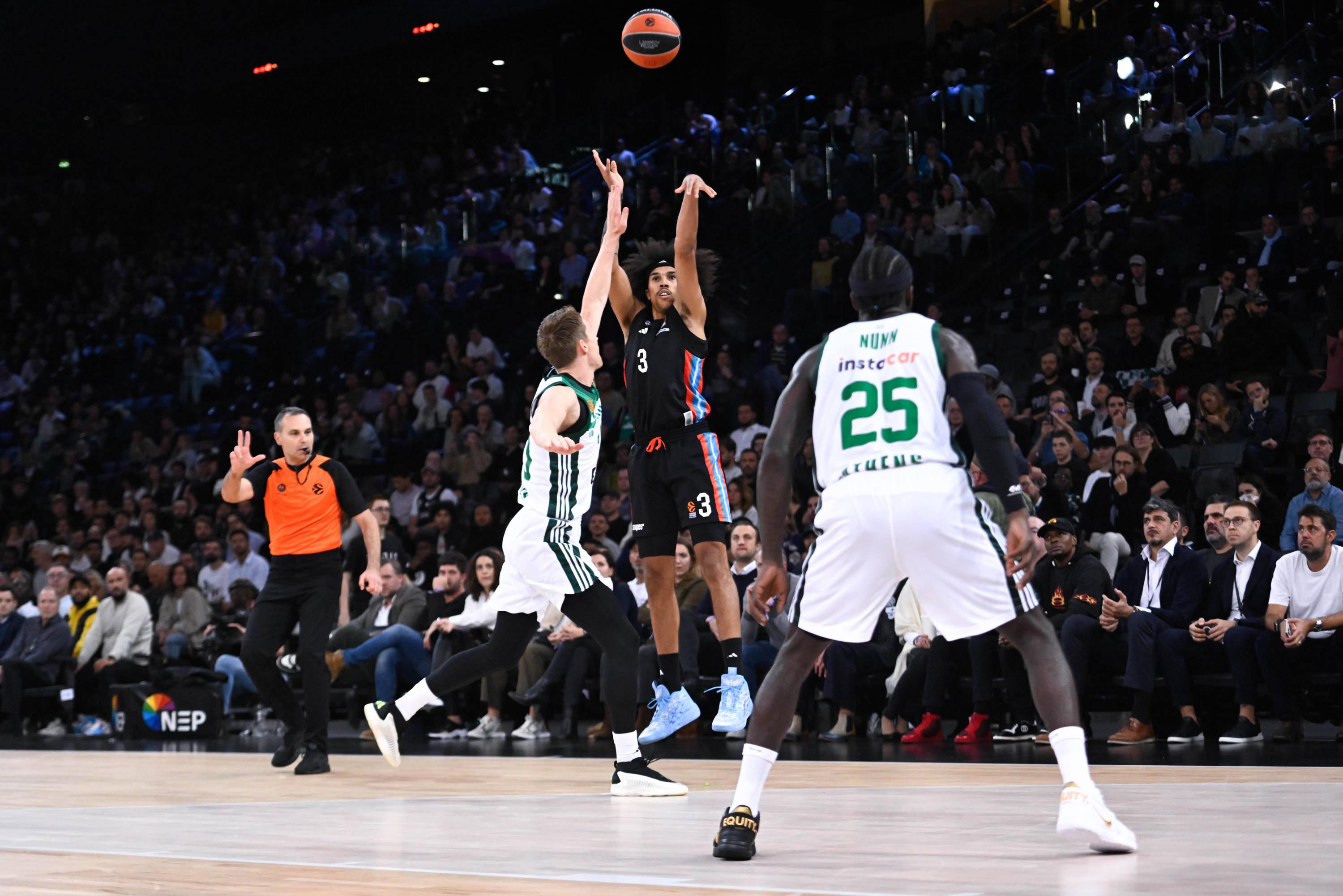 Basket: «Paris est à sa place en Euroligue», soirée magique à Bercy avec la défaite du mythe Panathinaikos