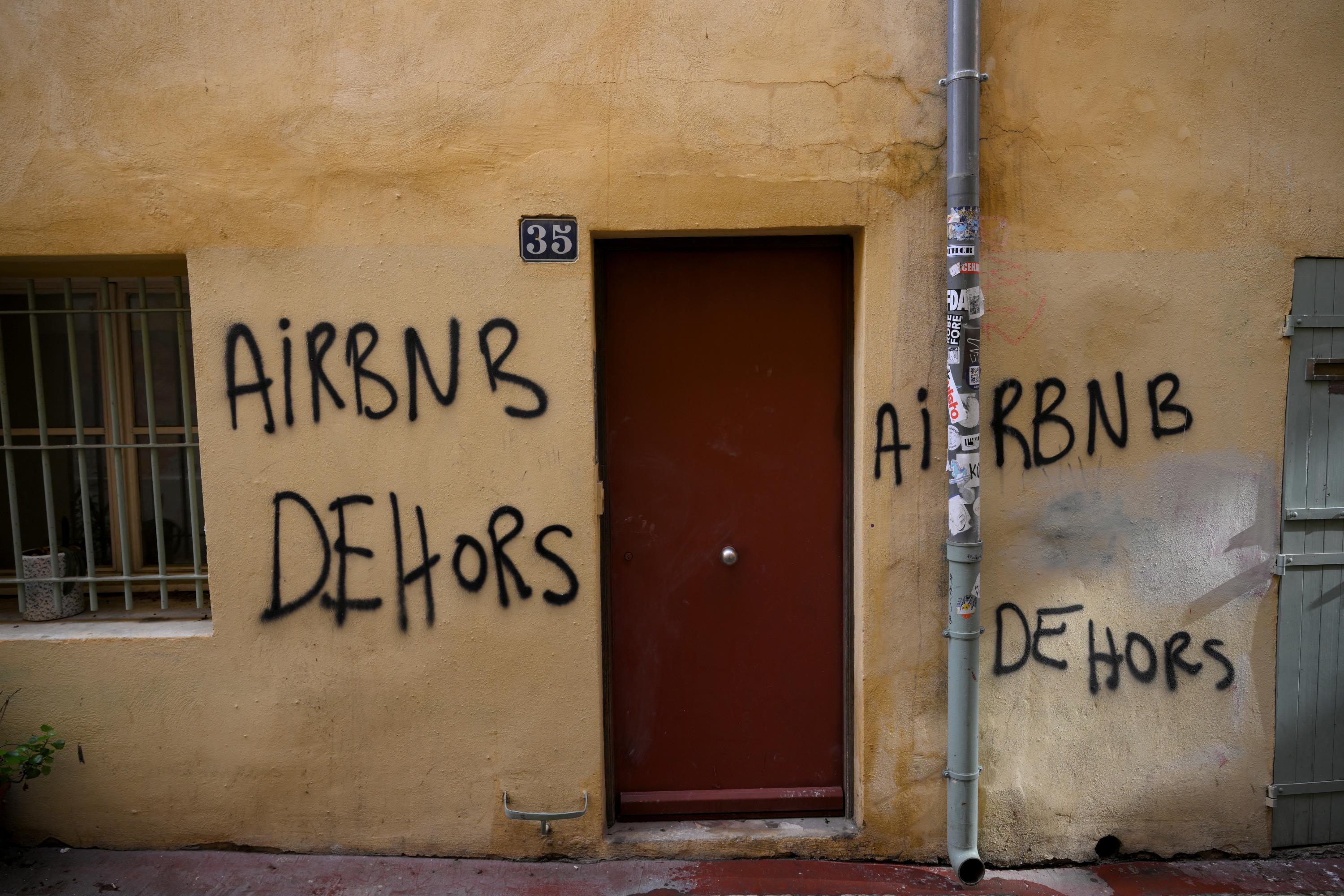 À Marseille, les propriétaires de Airbnb dans le collimateur du maire Benoît Payan