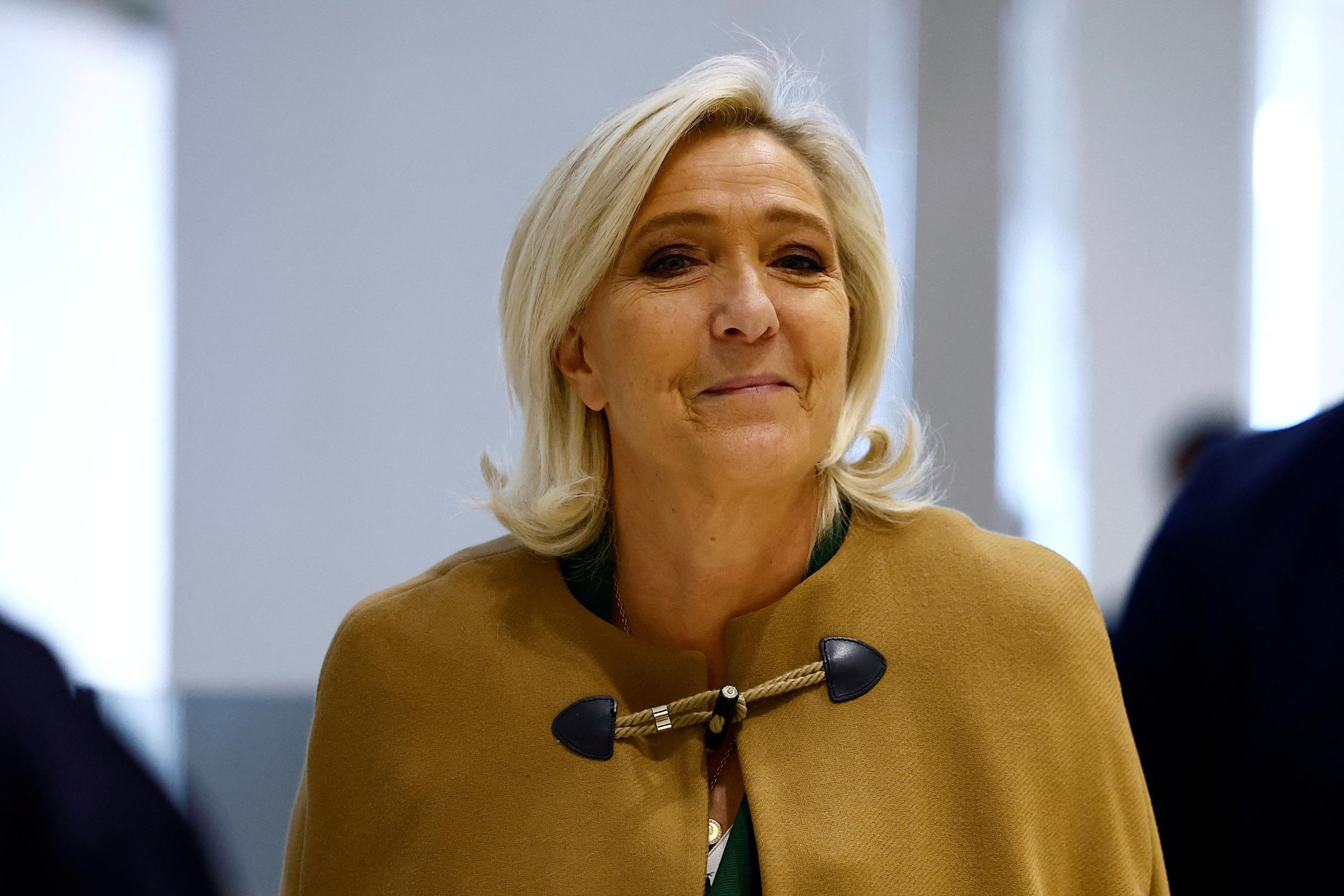 Le Pen cherche un directeur de campagne pour la présidentielle, Philippe teste ses idées pour l’école... Les indiscrets du Figaro