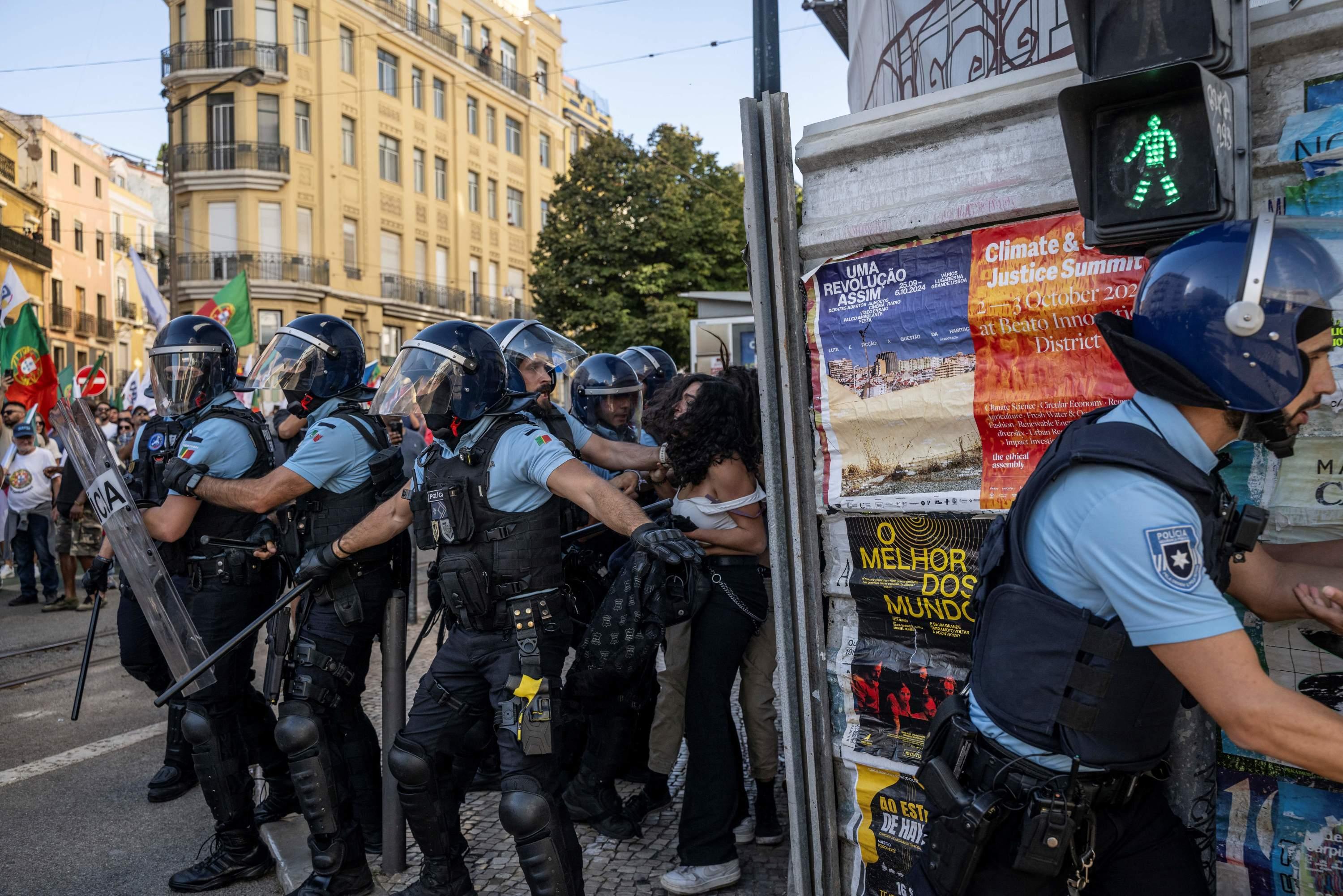 Le Portugal secoué par des émeutes dans les banlieues de Lisbonne