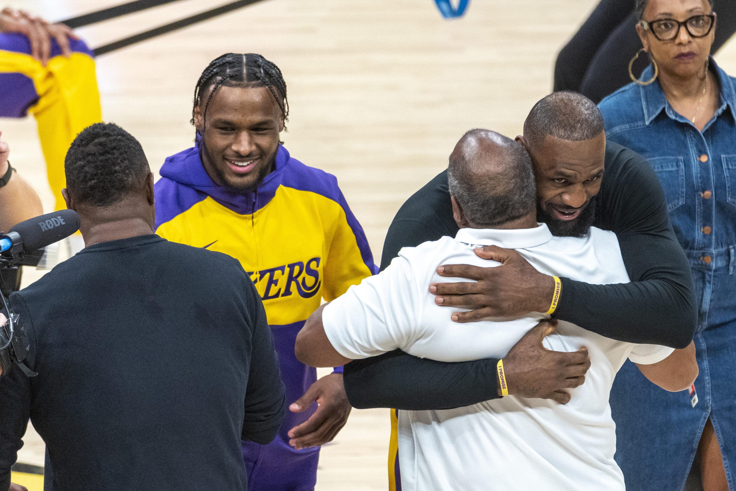 NBA : Bronny, le fils de LeBron James va poursuivre sa formation en G-League, la ligue de développement