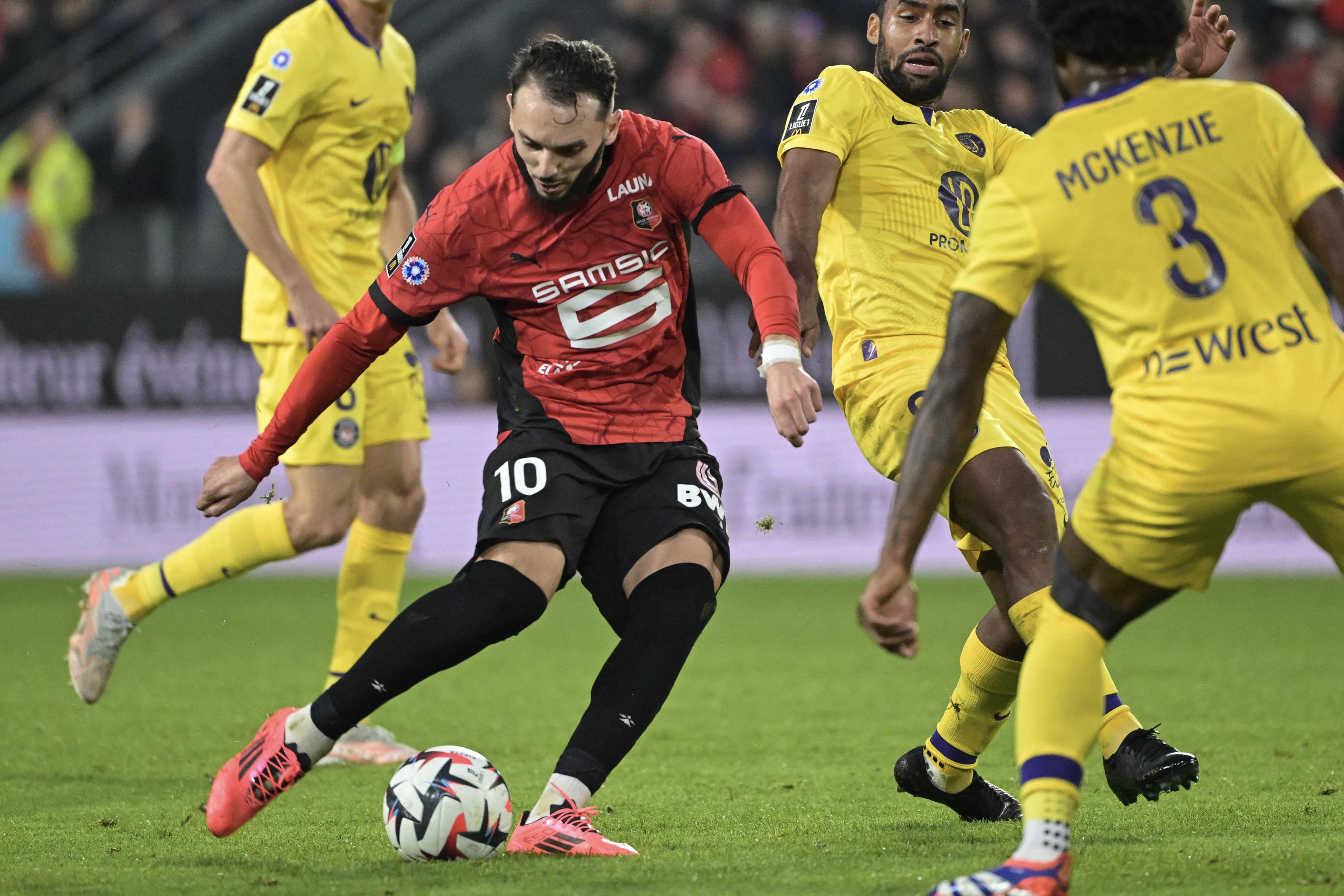 Ligue 1 : Rennes sombre face à Toulouse, Montpellier respire enfin, Reims cartonne Le Havre... Les résultats du multiplex