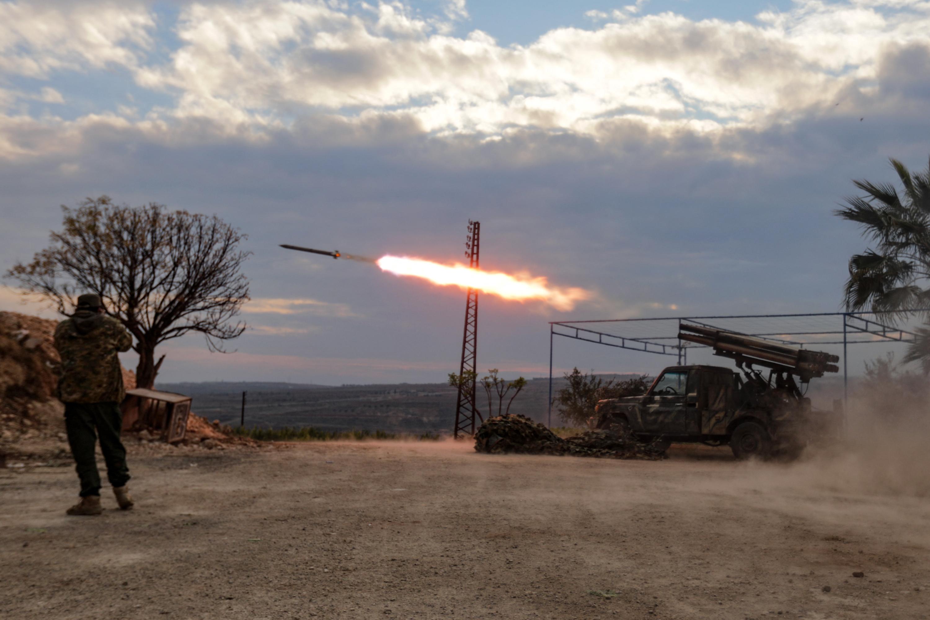 En Syrie, les rebelles prennent la ville de Hama