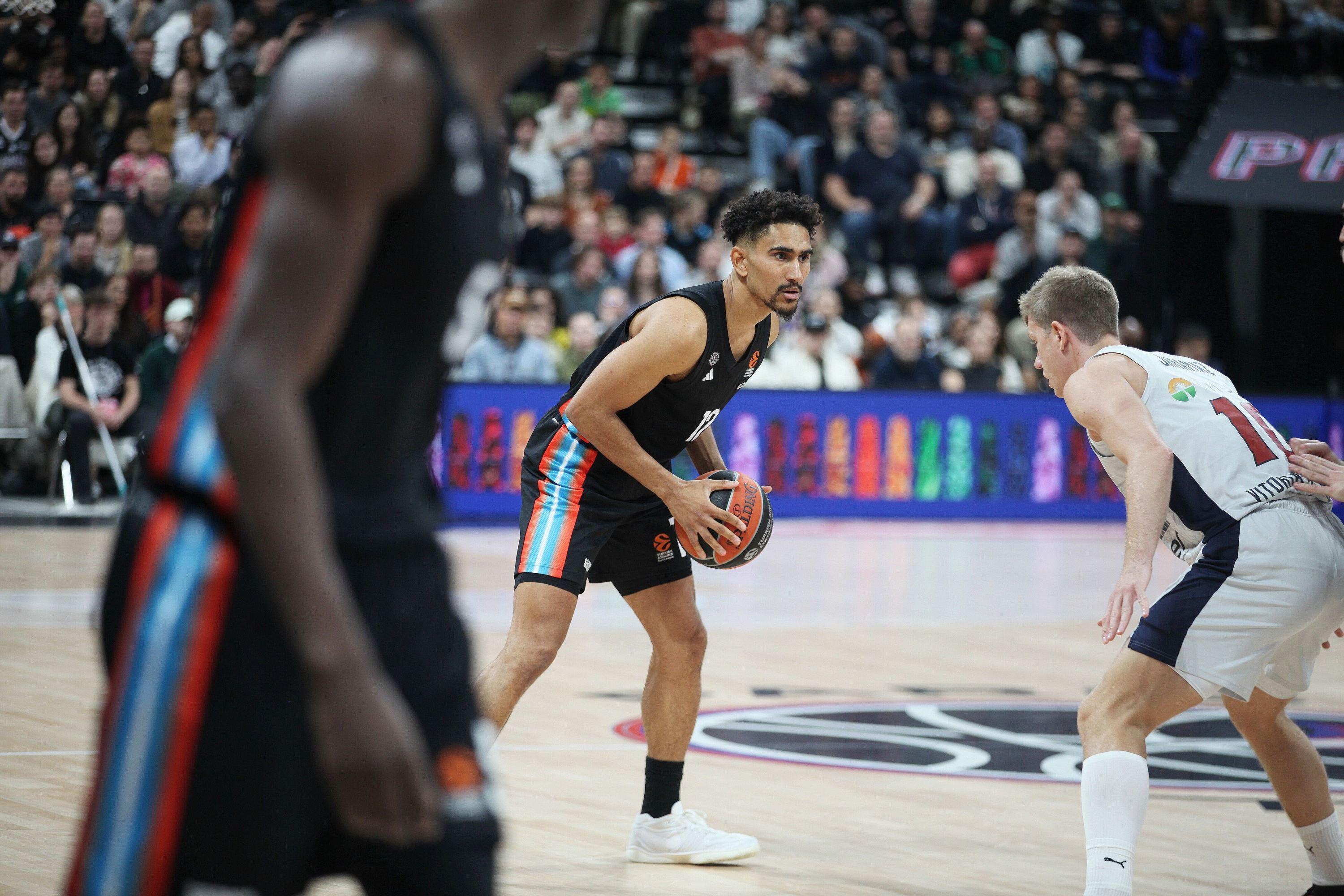 «On va peut-être reprendre ce statut d’outsider» : le Paris Basketball doit relancer la machine en Euroligue