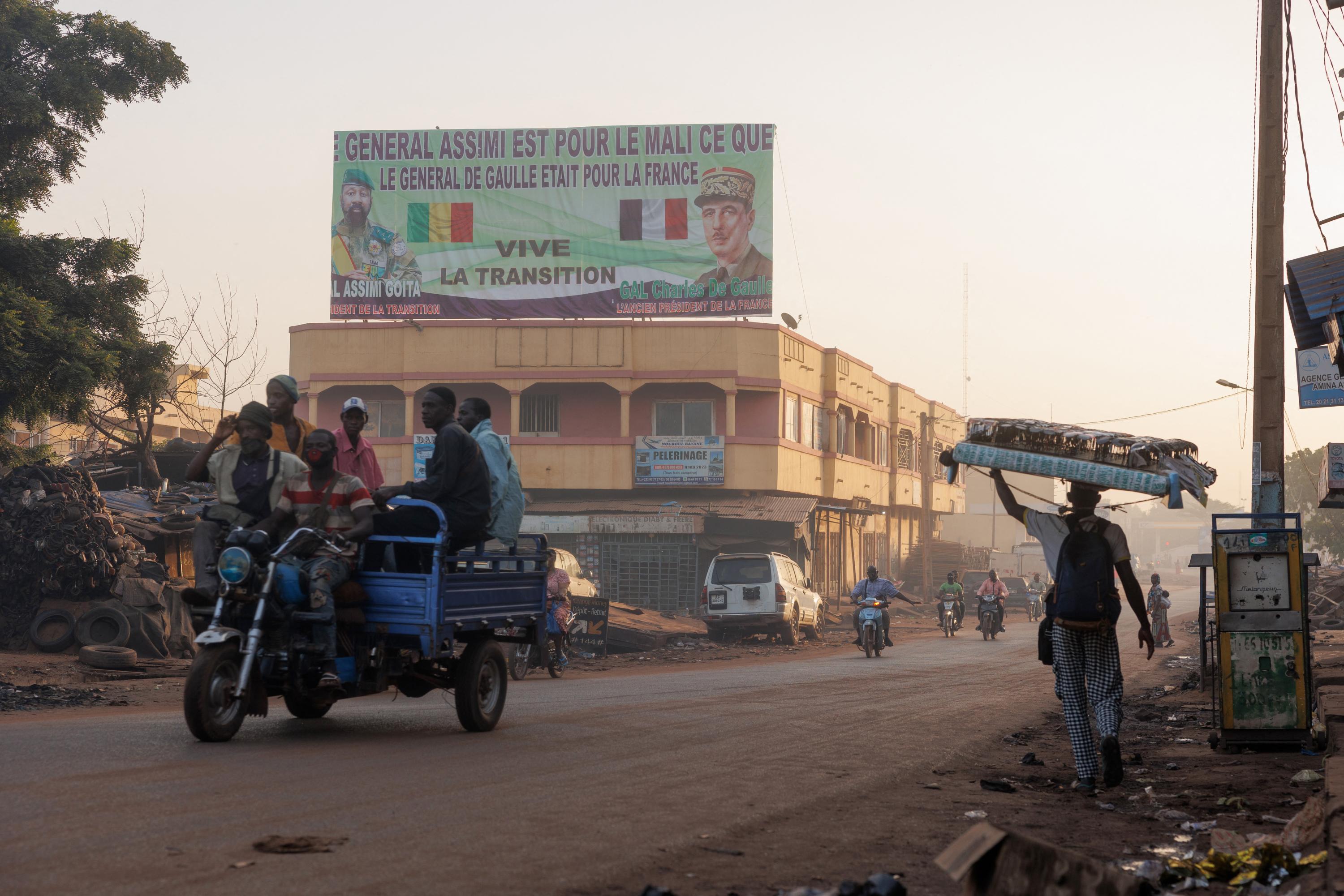 Mali: la junte rebaptise des noms de rues et de monuments à Bamako