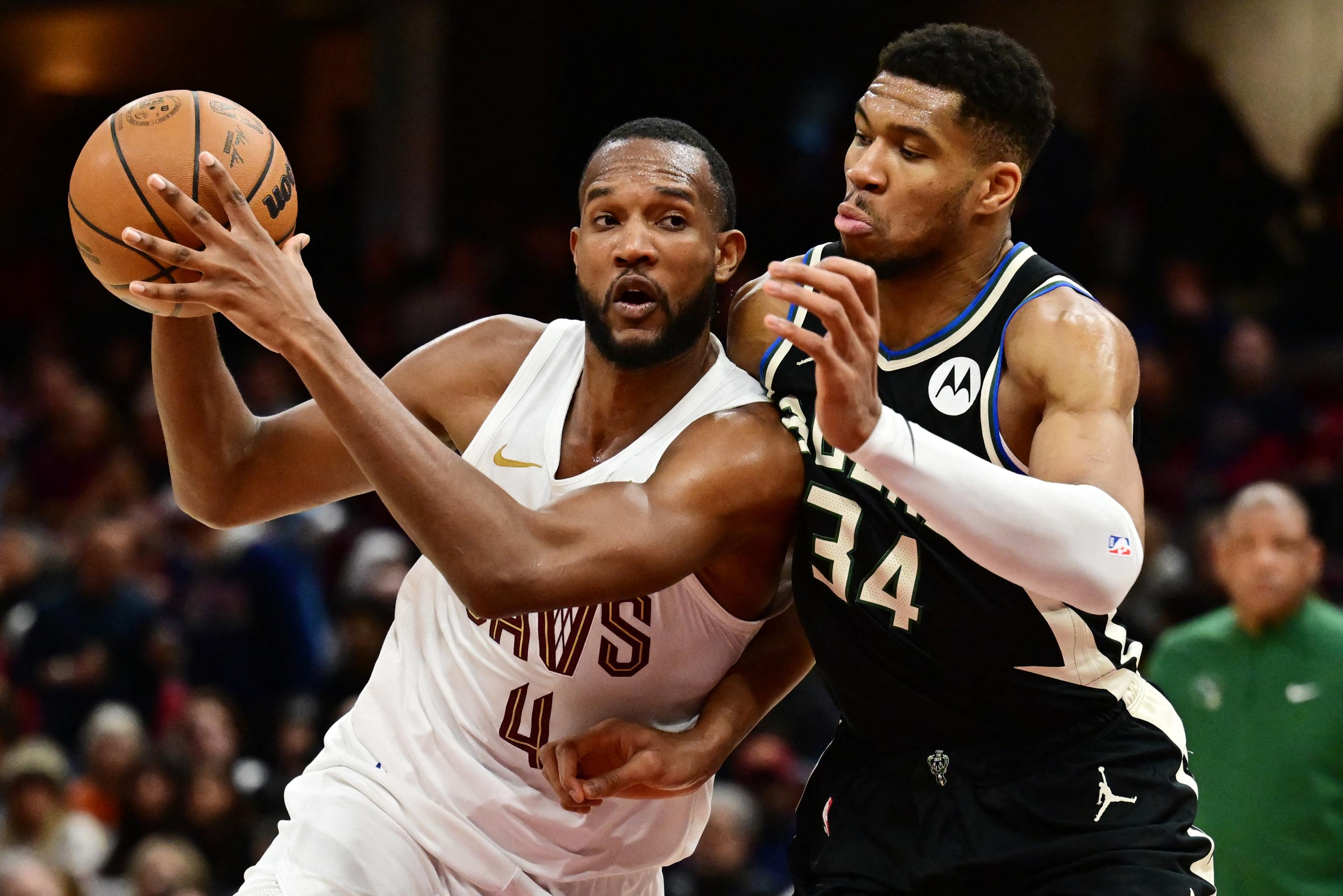 NBA : Cleveland lamine Milwaukee, Embiid fait gagner les Sixers