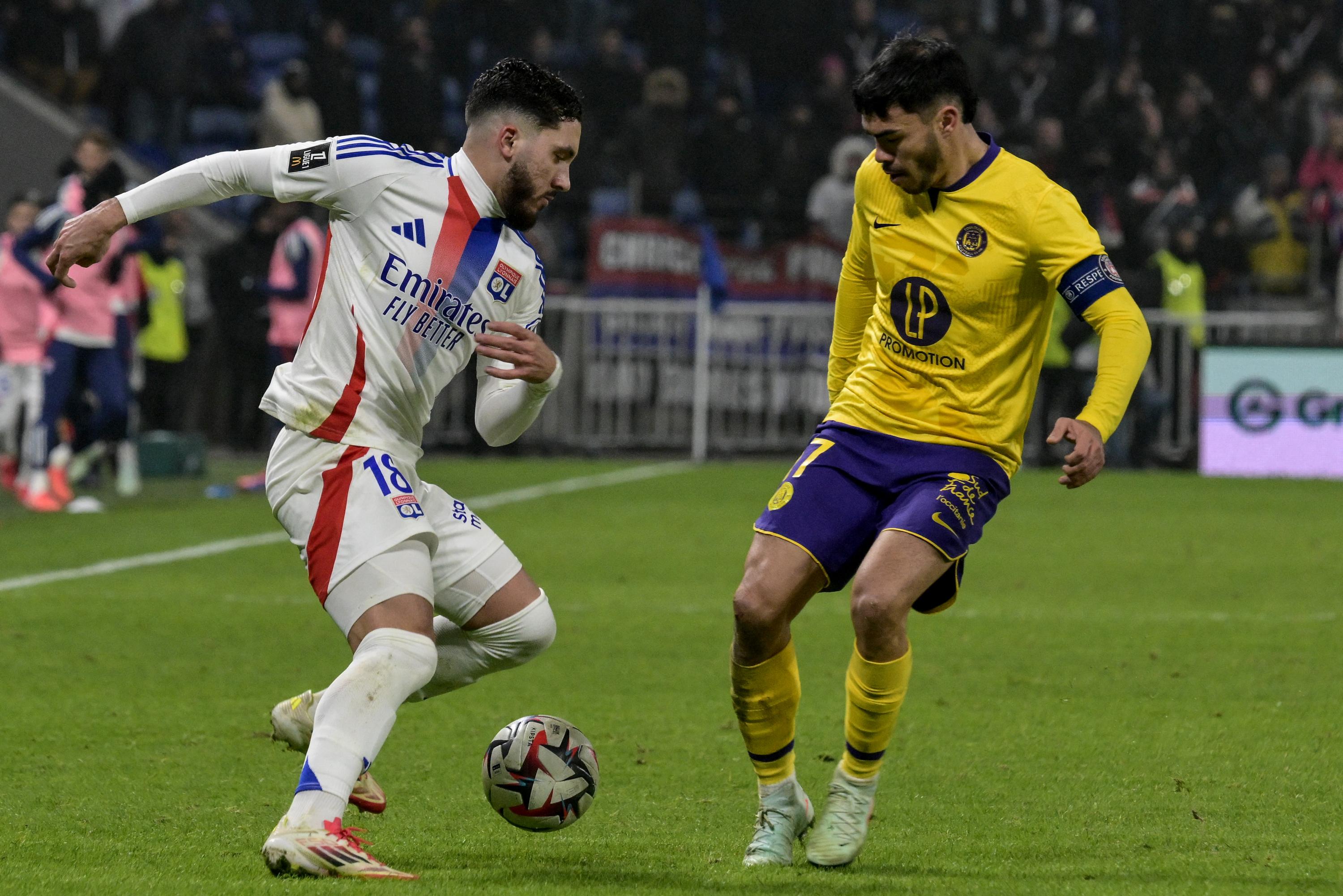 Ligue 1 : sans inspiration et fébrile, Lyon s’en sort bien face à Toulouse